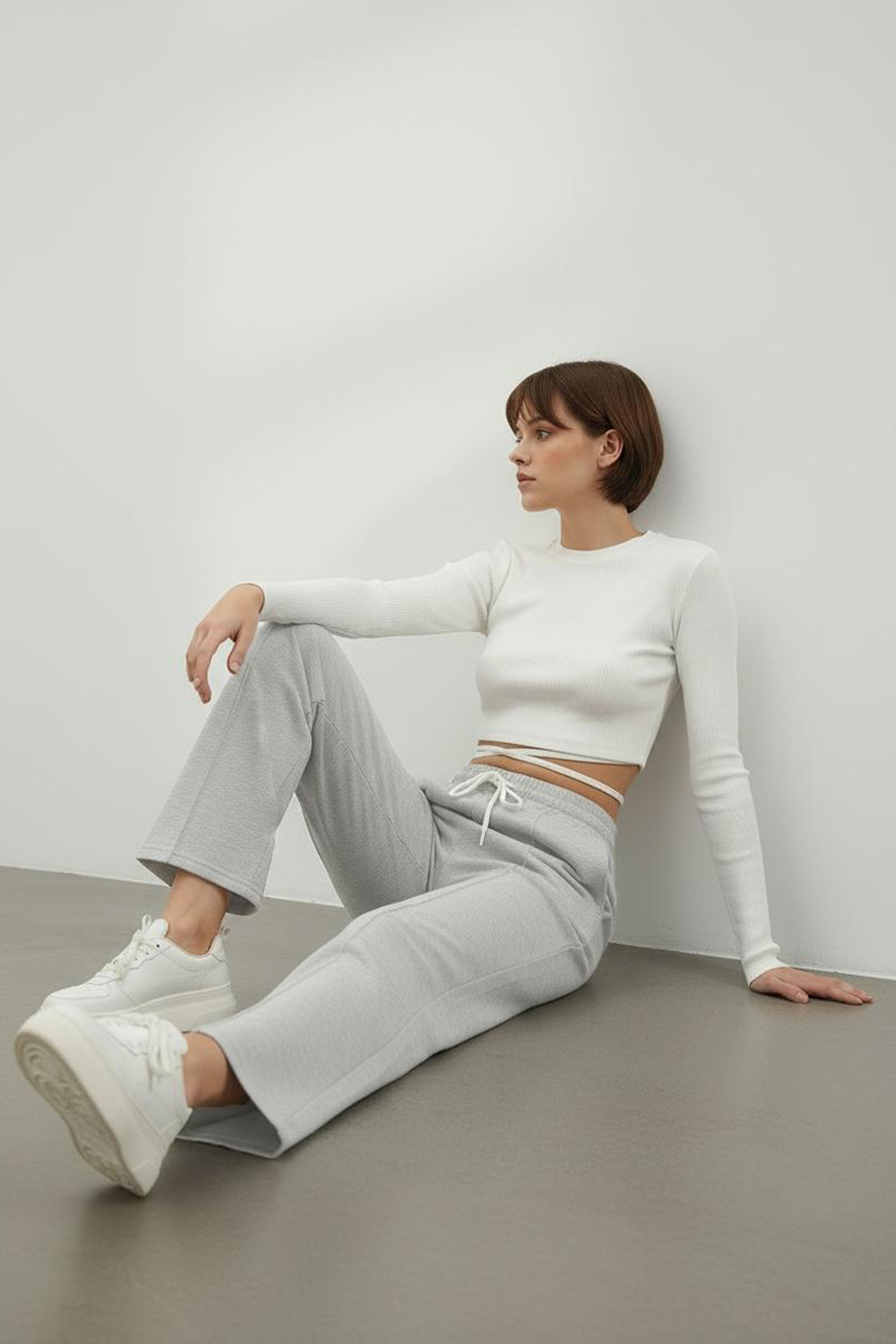 Kadın Gri Yüksek Bel Önü Çimalı Bol Paça Çift Cepli Eşofman Altı ALC-X7957