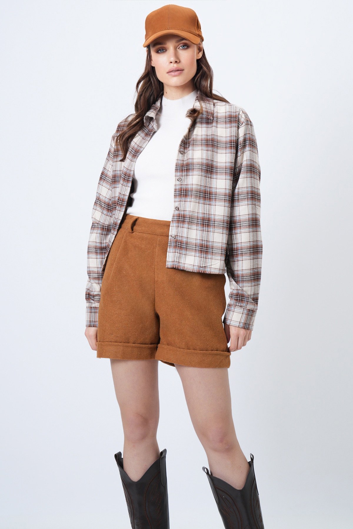 Kadın HARDAL Duble Paça Çift Cepli Kışlık Kaşe Şort ALC-X13297