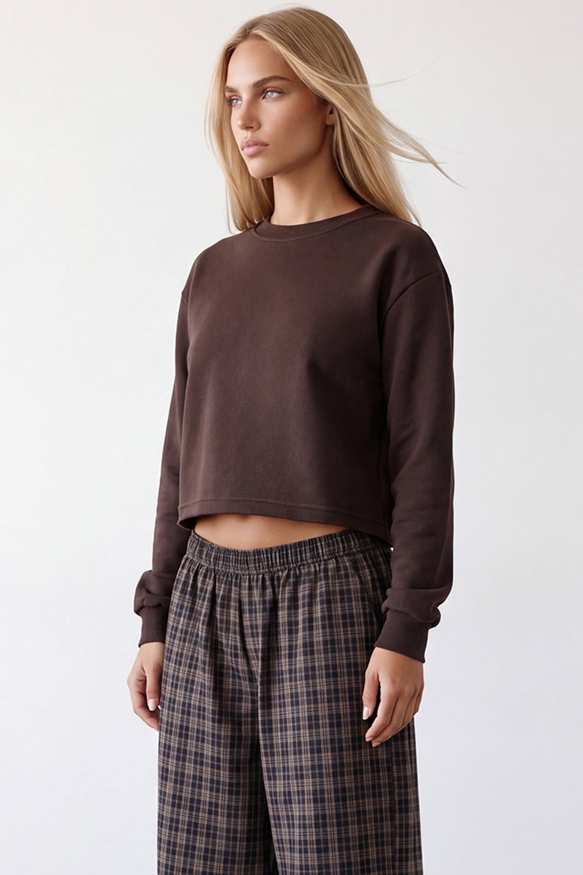 Kadın Kahve Bisiklet Yaka Eteği Pis Dikişli 3 İplik İçi Şardonlu Sweatshirt Alc-X15863
