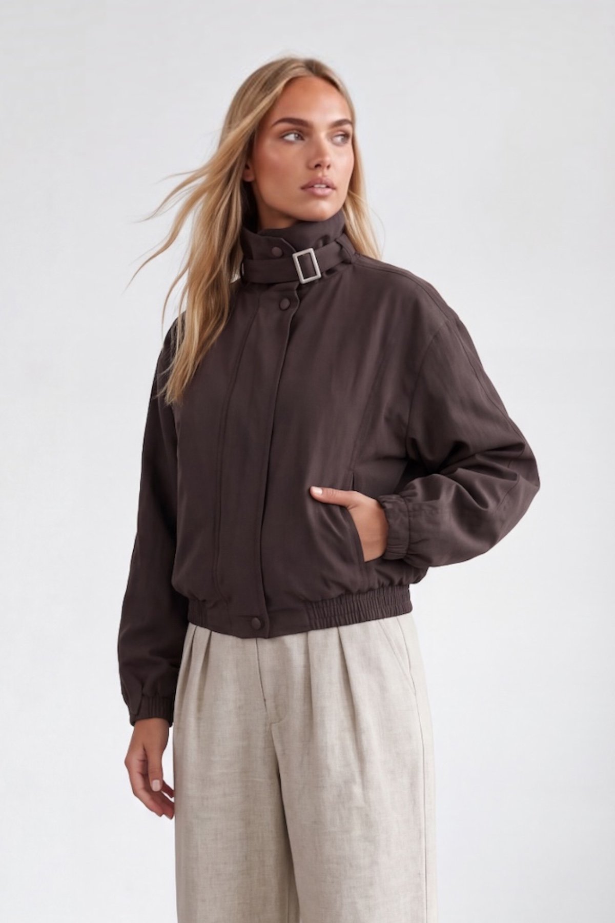 Kadın Kahve Dik Yaka İçi Astarlı Bol Kesim Bomber Ceket Alc-X15958