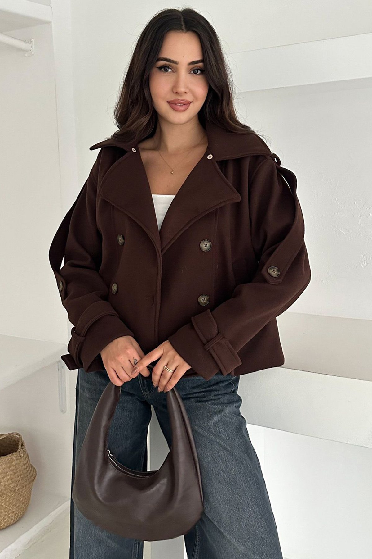 Kadın KAHVERENGİ Düğmeli Kol Detaylı Kürk Yaka Kaşe Kaban VS01573