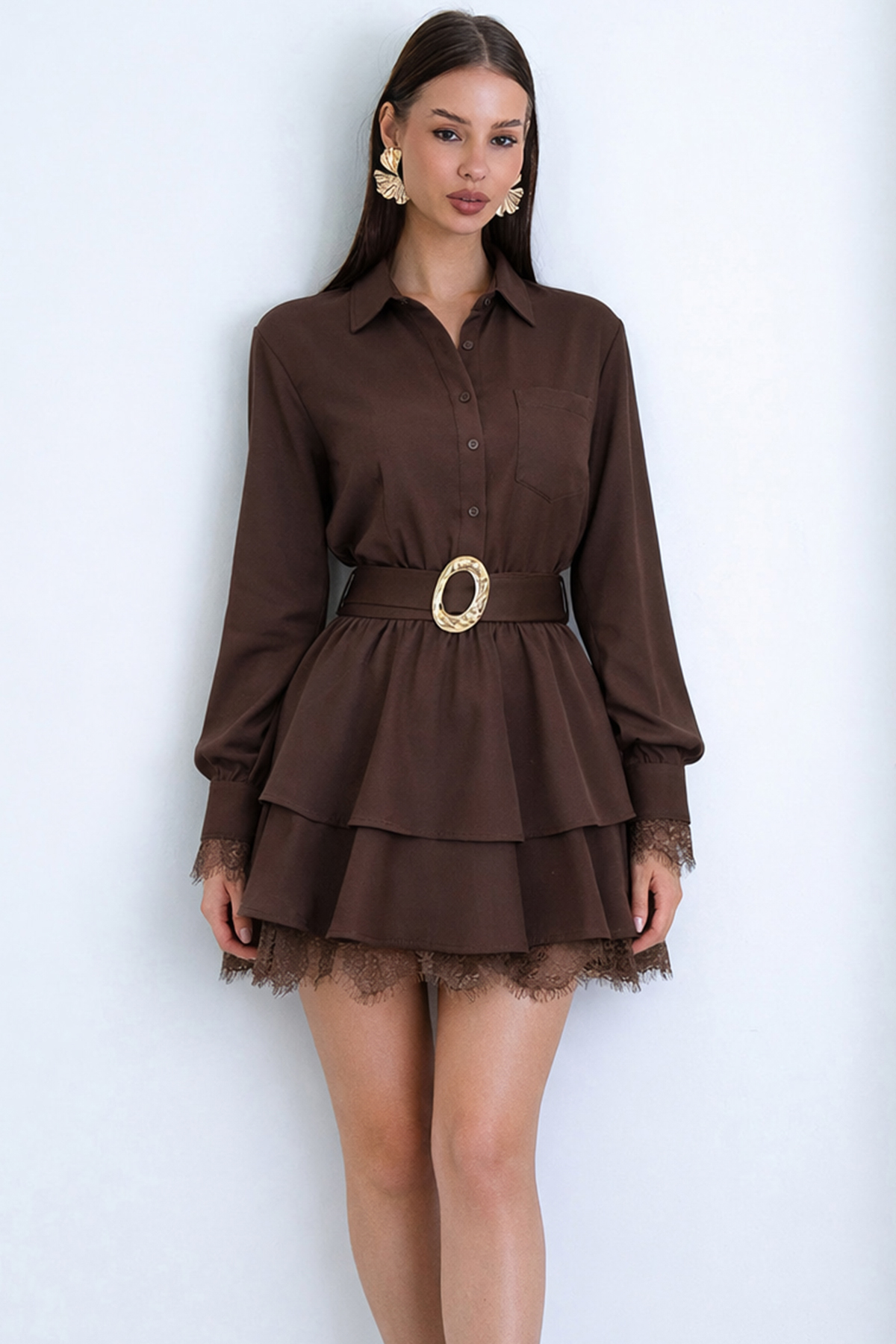 Kadın Kahverengi Tek Cepli Eteği Kat Kat Dantel Detaylı Kemerli Gömlek Elbise Alc-X15227