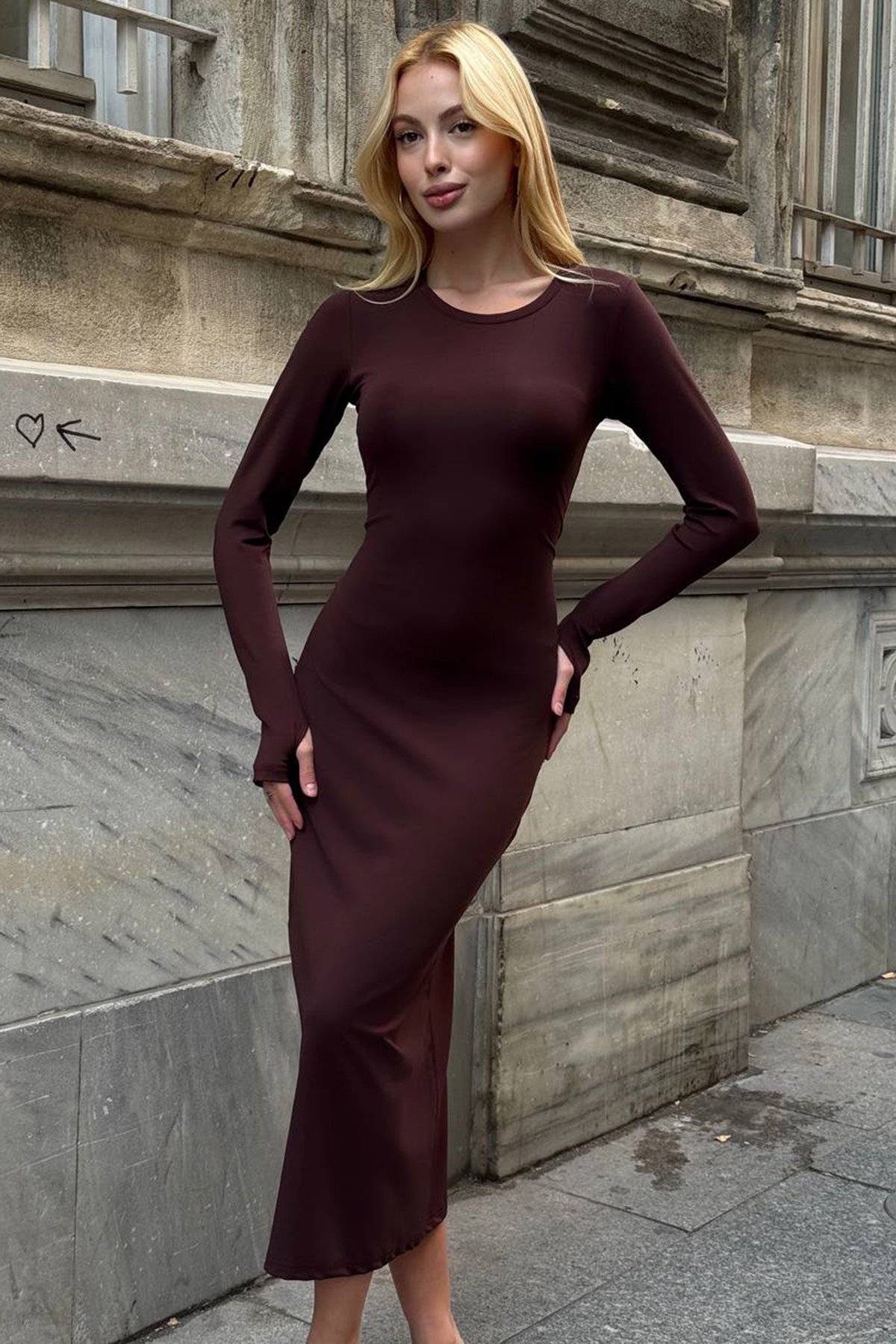 Kadın KAHVERENGİ Uzun Kollu Bisiklet Yaka Dar Kesim Elbise VS01537
