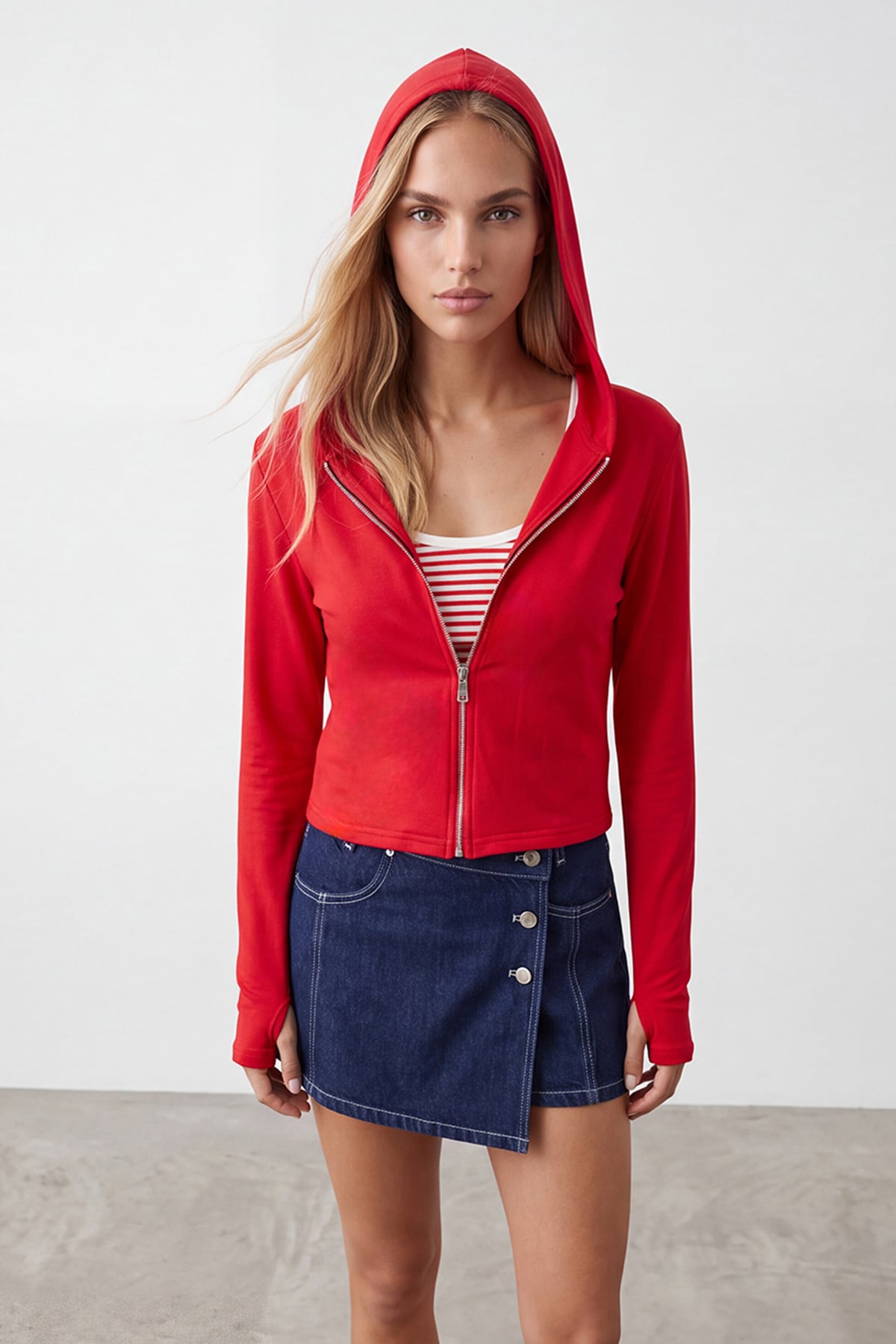 Kadın Kırmızı Çift Cepli Parmak Geçmeli Fermuarlı Kapüşonlu Modal Sweatshirt Alc-X15730