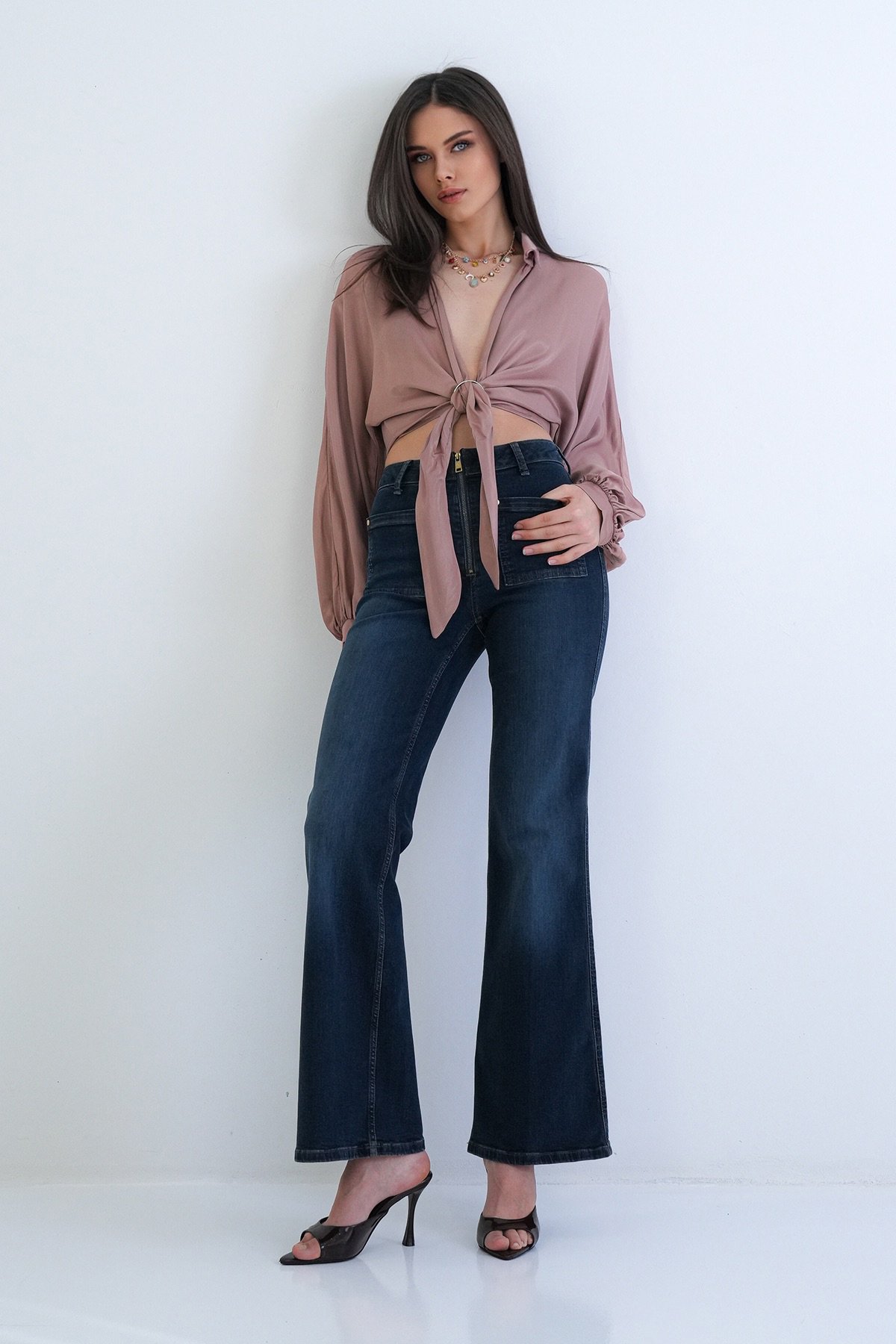 Kadın Lacivert Likralı Fermuar Ve Cep Detaylı Yıkamalı Jean Pantolon Alc-X15288