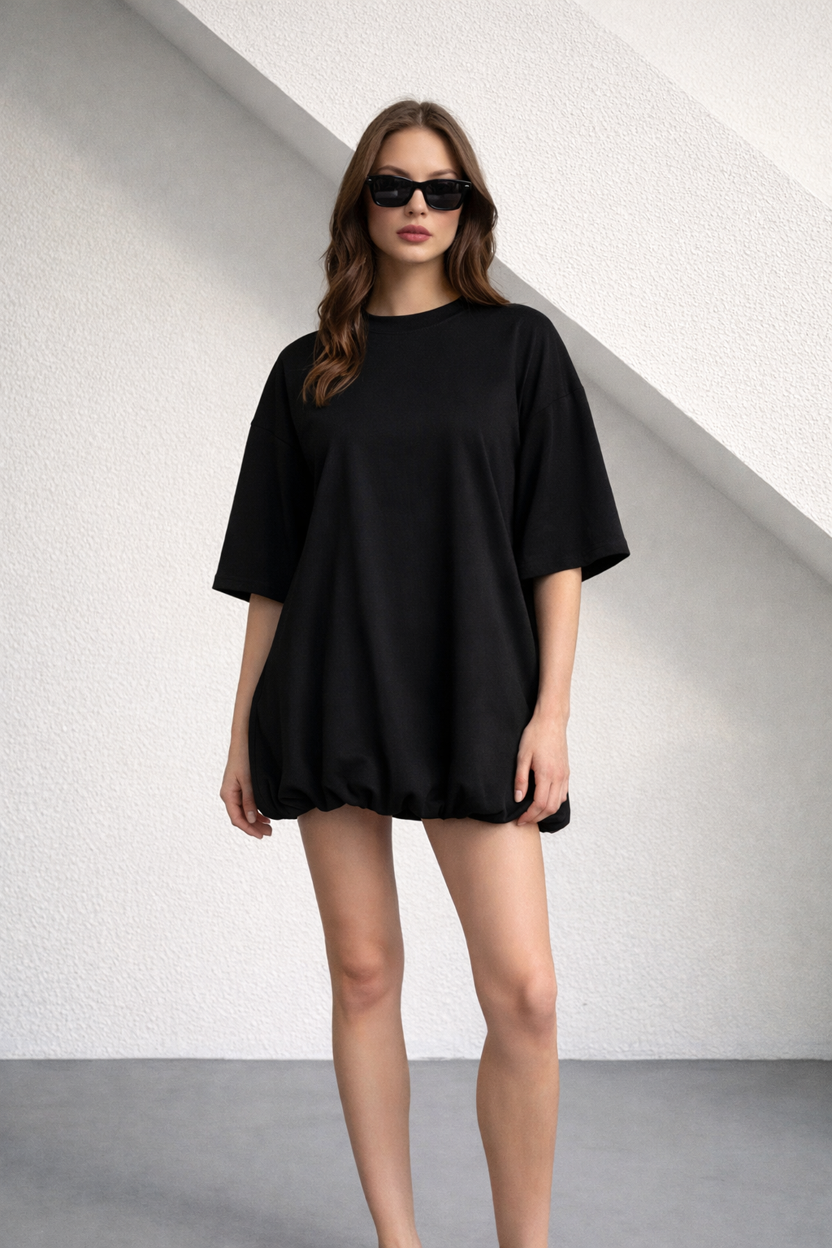 Kadın Siyah BALON KESİM BİSİKLET YAKA OVERSİZE T-SHIRT ALC-X15248