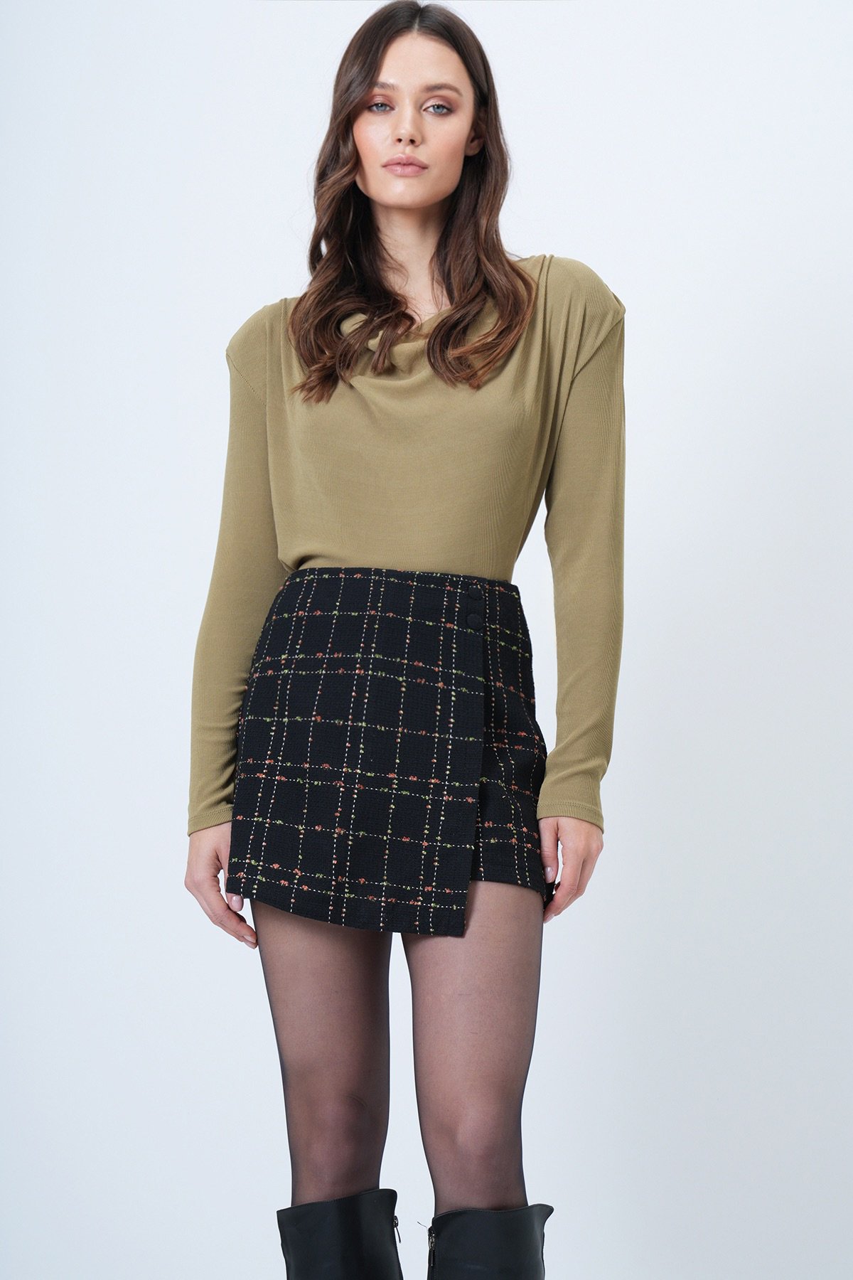 Kadın SİYAH Ekose Desenli Tweed Şort Etek VS01555