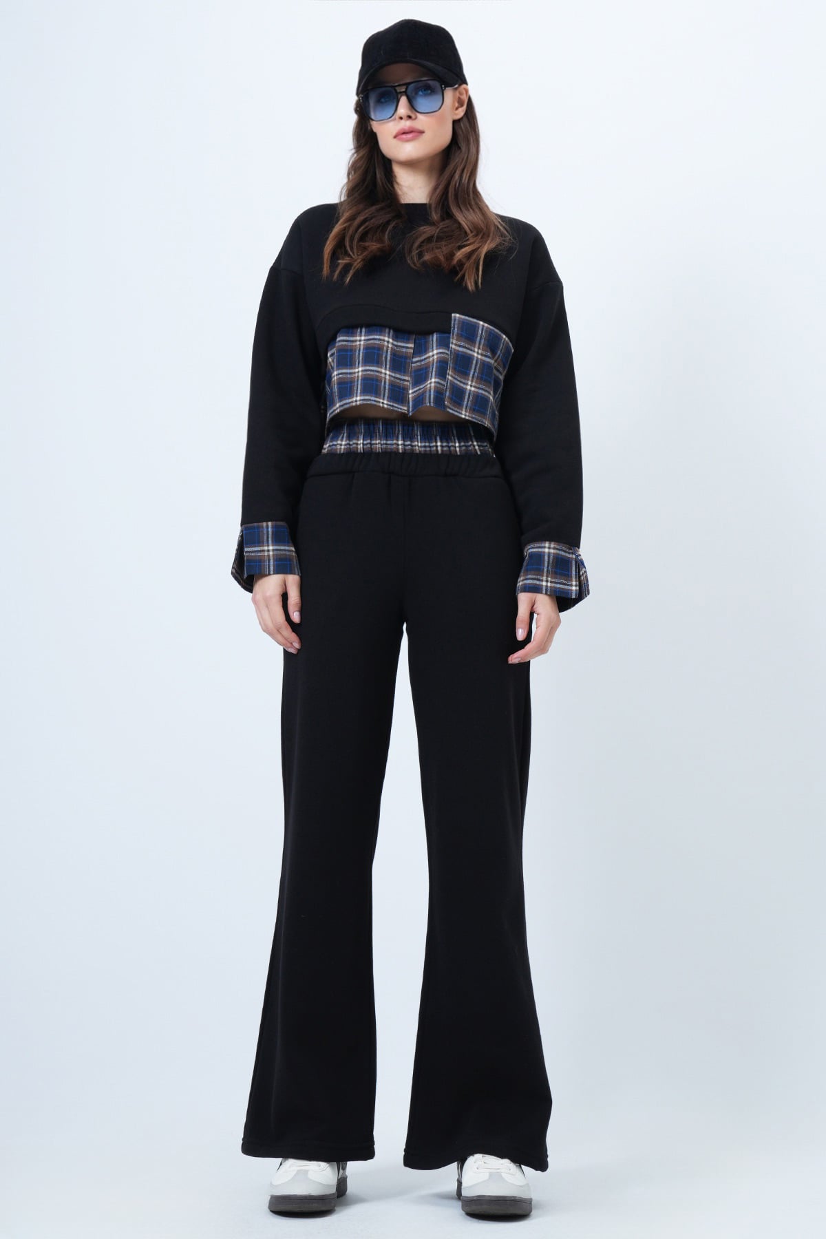 Kadın SİYAH-LACİVERT Ekose Detaylı Sweatshirt Ve Geniş Paça Pantolon Takım VS01524
