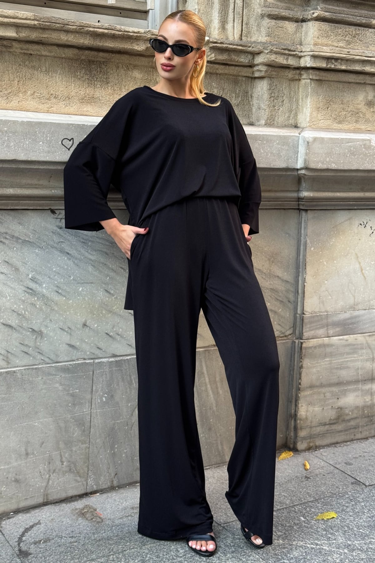 Kadın SİYAH Oversize Salaş Kesim Sweat Ve Çift Cepli Pantolon Takım VS01582