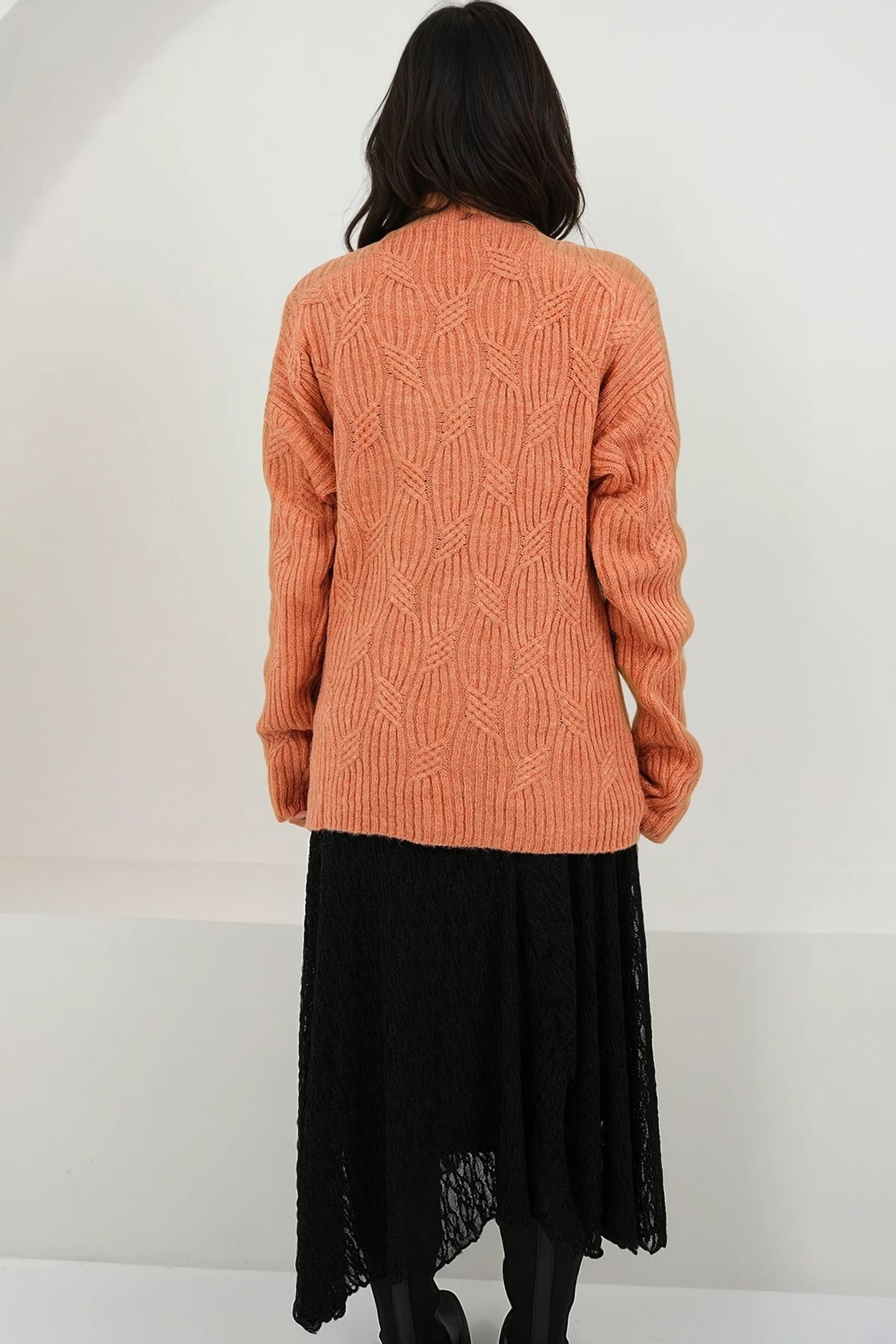 Kadın Tarçın Dik Yaka Yumuşak Dokulu Oversize Triko Kazak Alc-X14846