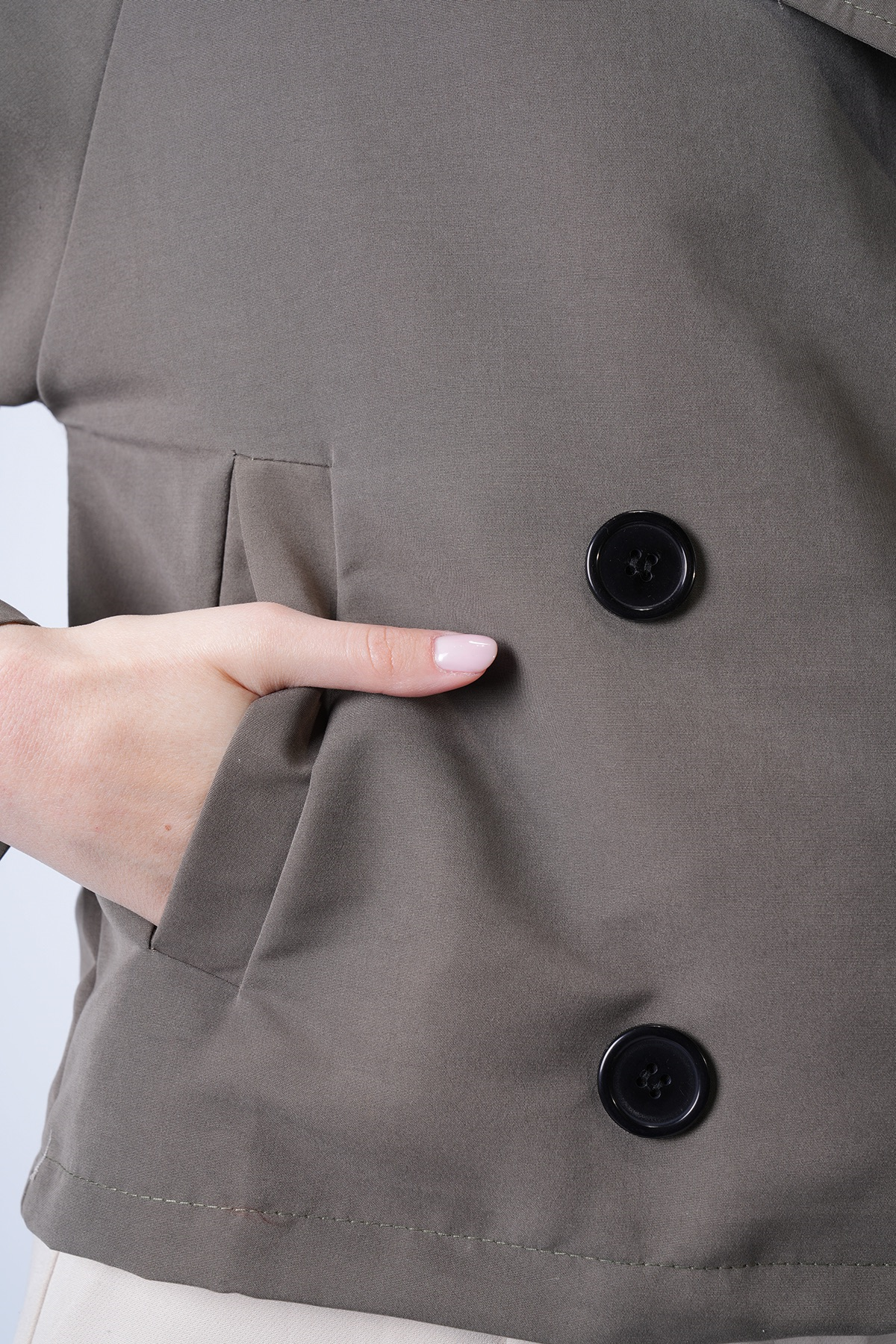 Kadın VİZON Kruvaze Yaka İçi Astarlı Kısa Trenç Ceket VS01185