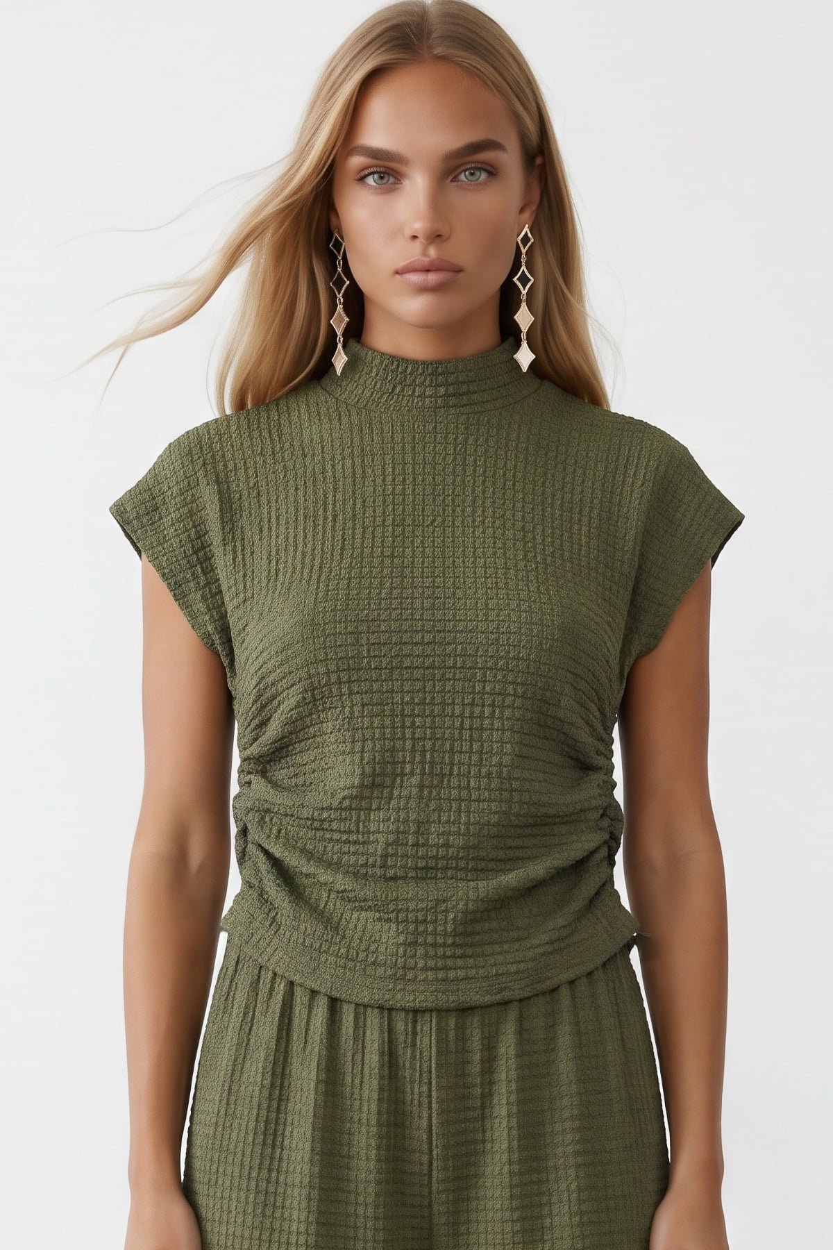 Kadın Yeşil Dik Yaka Dokulu Yanları Drapeli Crop Bluz Ve Geniş Paça Pantolon Takım ALC-X13411