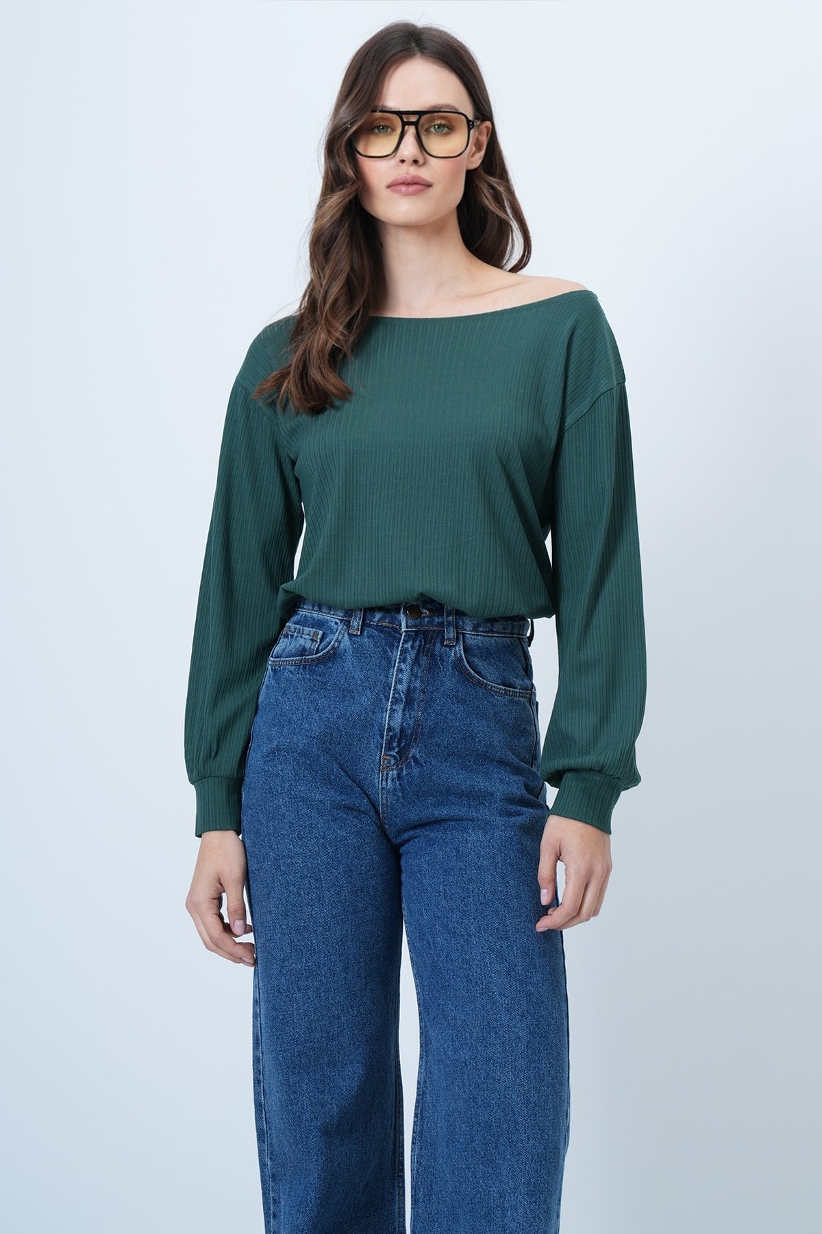 Kadın Yeşil Kayık Yaka Kolları Manşetli Bluz Alc-X14393