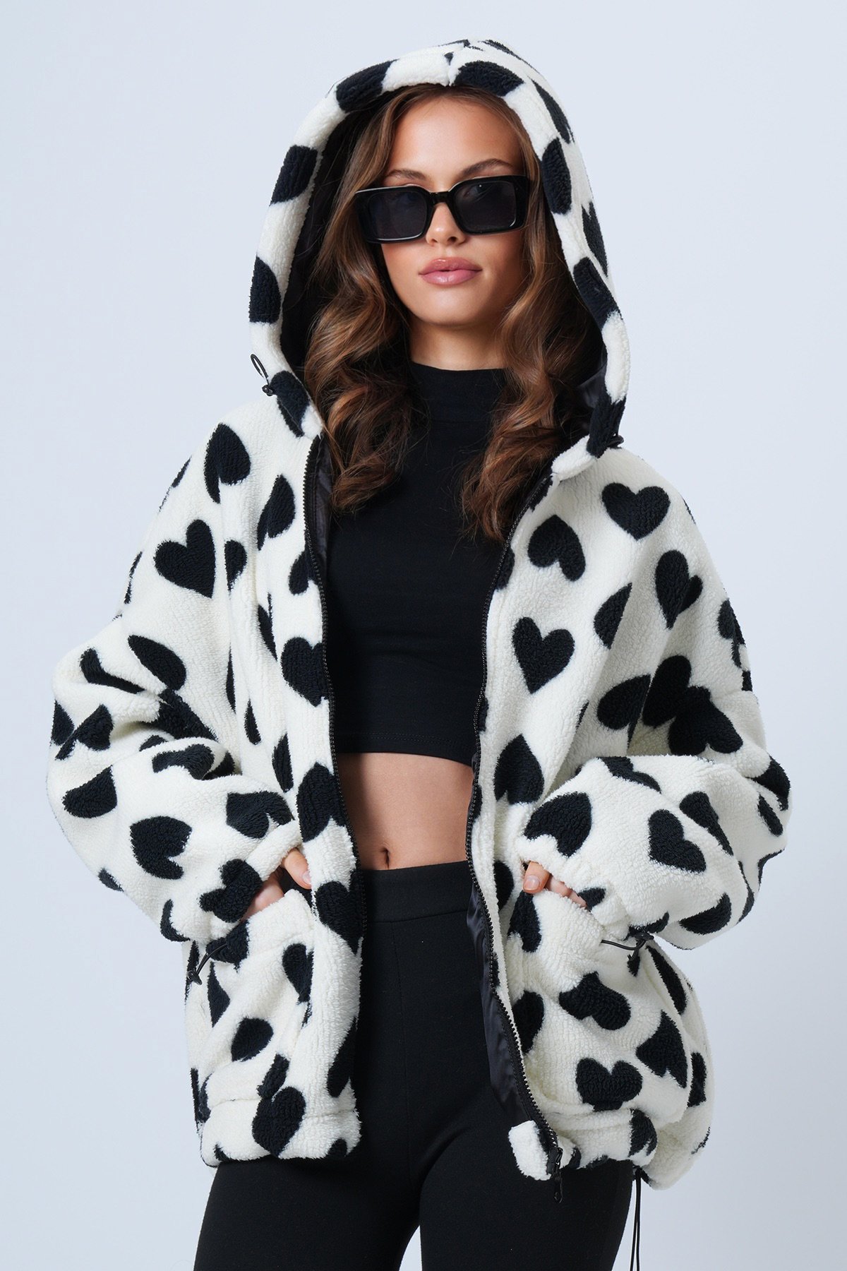 Kalpli Dik Yaka İçi Astarlı Cepli Oversize Peluş Mont - EKRU