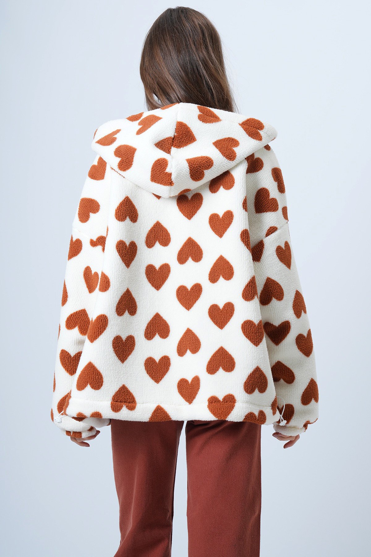 Kalpli Dik Yaka İçi Astarlı Cepli Oversize Peluş Mont - KAHVERENGİ