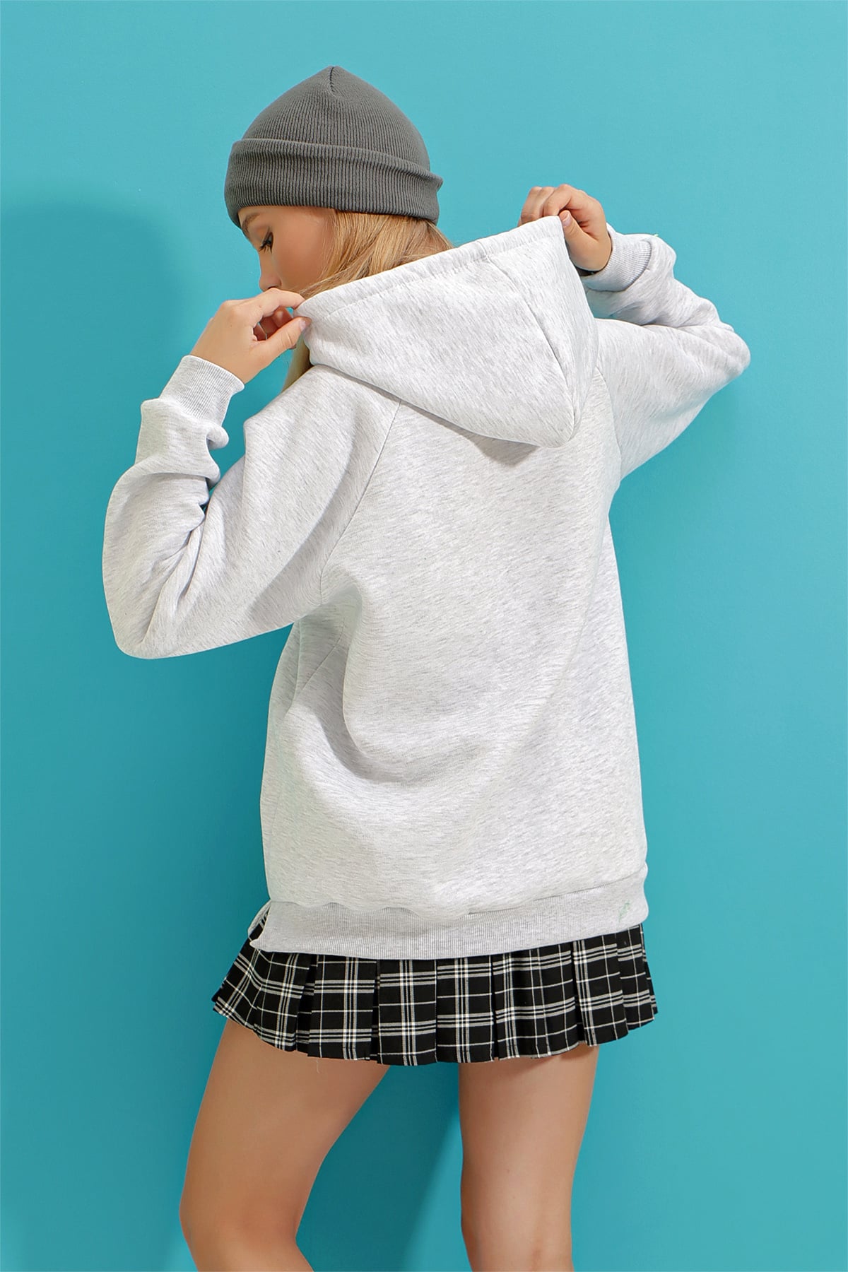 Kanguru Cepli Süzene Nakışlı İçi Şardonlu Kışlık Sweatshirt - Grimelanj