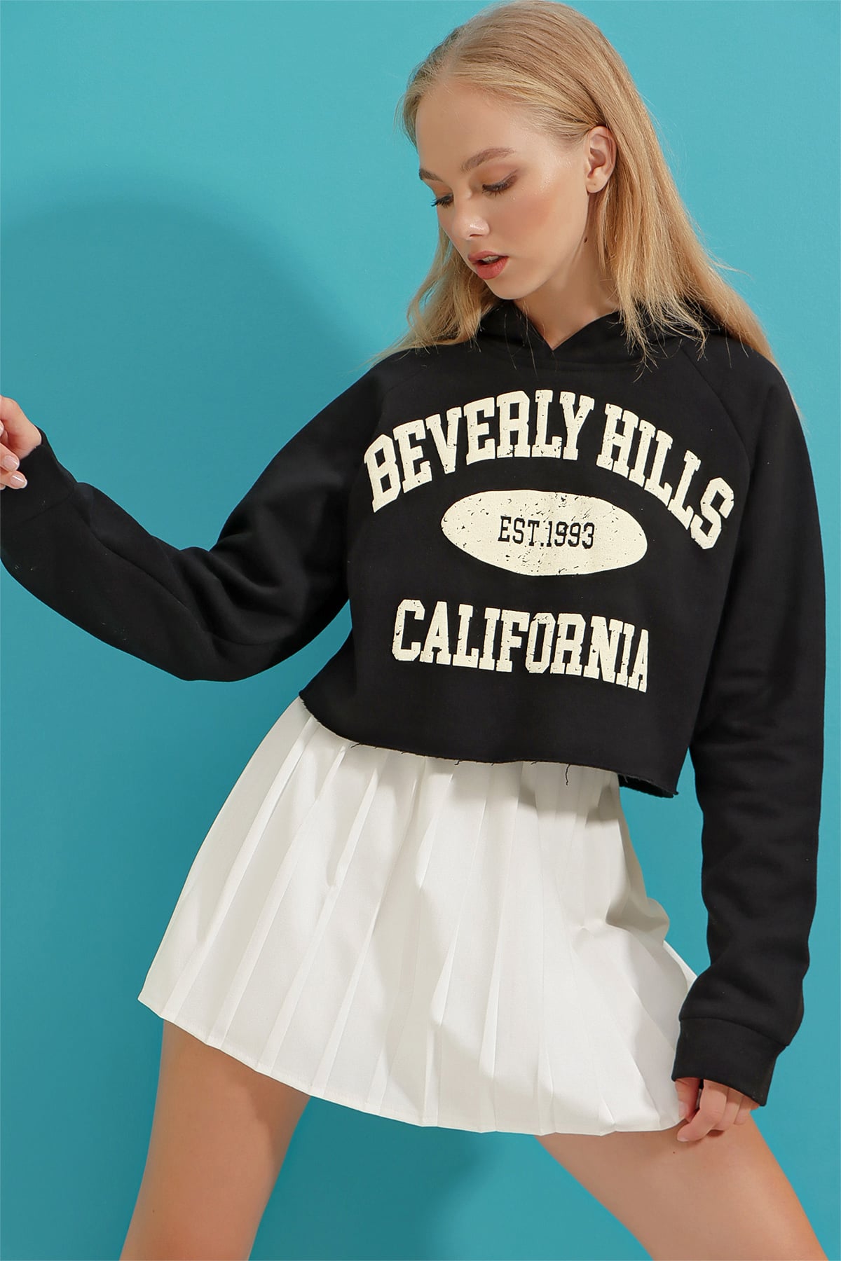 Kapüşonlu Baskılı İçi Polarlı Kalın Crop Sweatshirt - Siyah