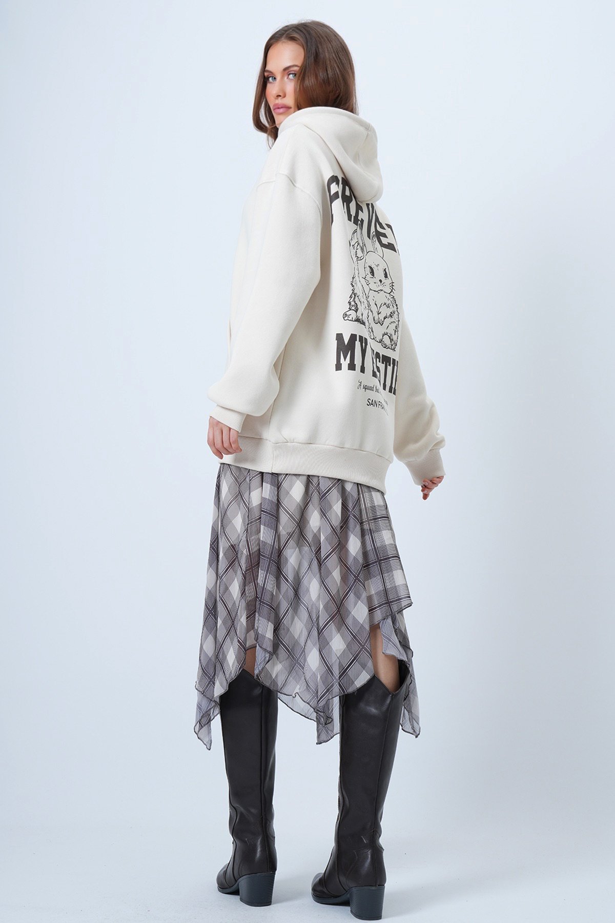 Kapüşonlu Baskılı Kanguru Cepli Uzun Kollu Sweatshirt - EKRU