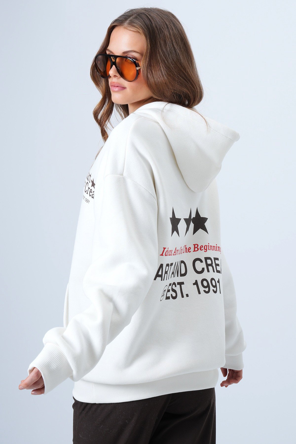 Kapüşonlu Baskılı Kanguru Cepli Uzun Kollu Sweatshirt - EKRU