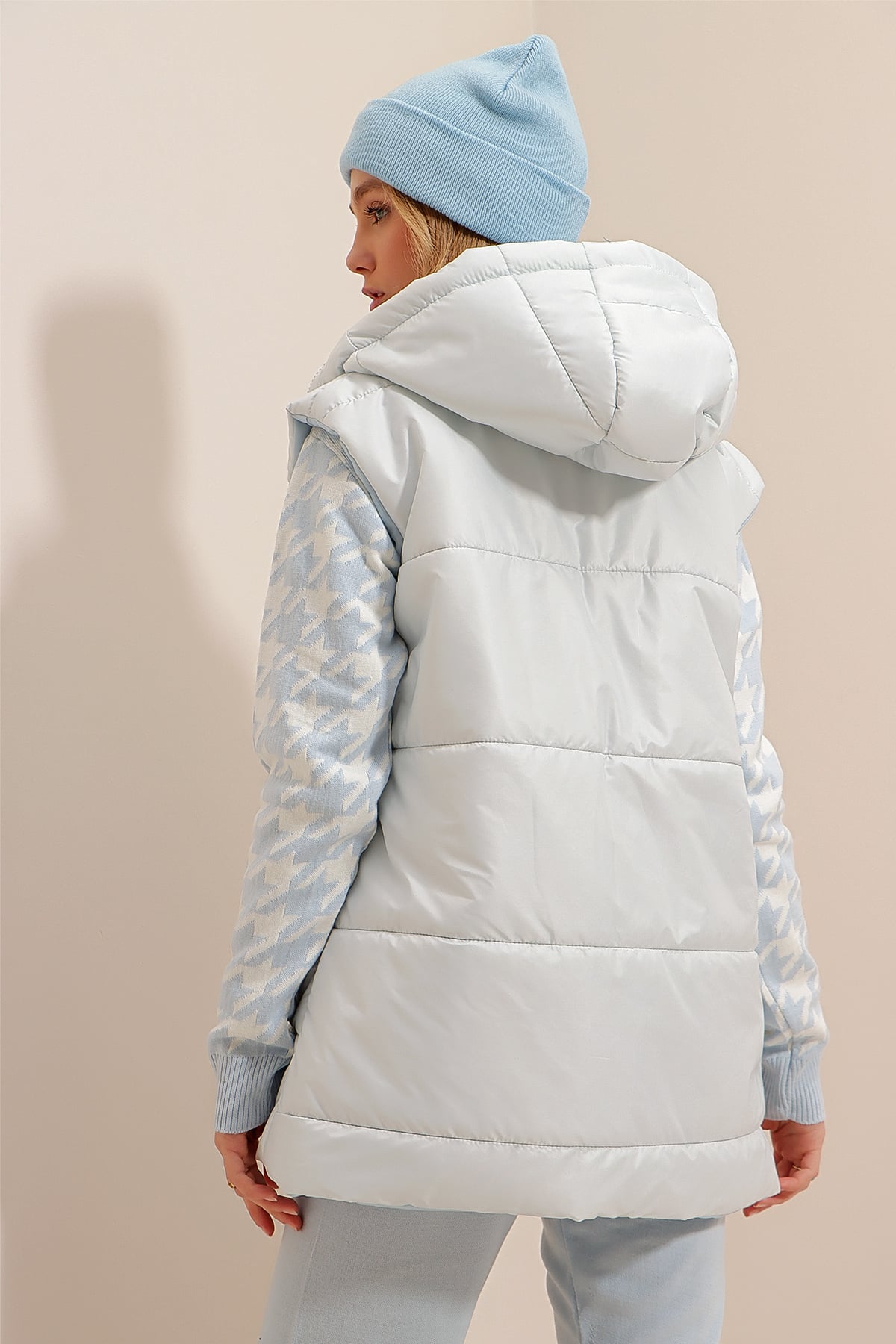 Kapüşonlu Cep Detaylı Oversize Şişme Yelek - Mavi