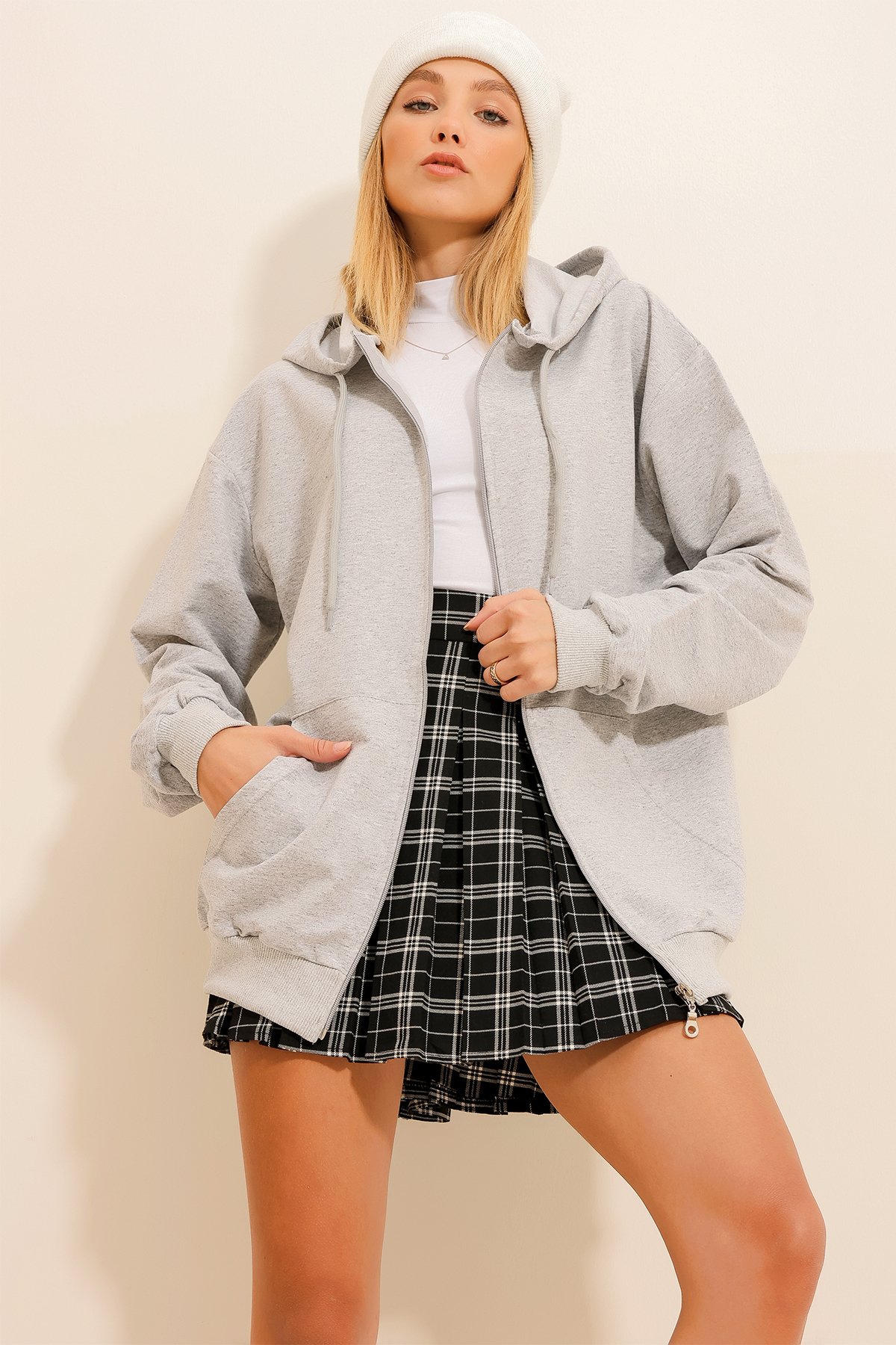 Kapüşonlu Çift Cepli Fermuarlı Oversize Sweatshirt - Gri