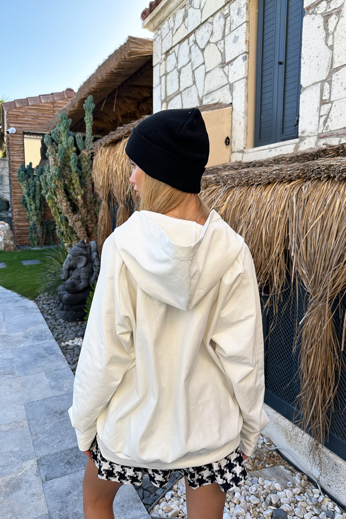 Kapüşonlu Çıtçıt Kapamalı 3 İplik İçi Şardonlu Oversize Sweatshirt - Ekru