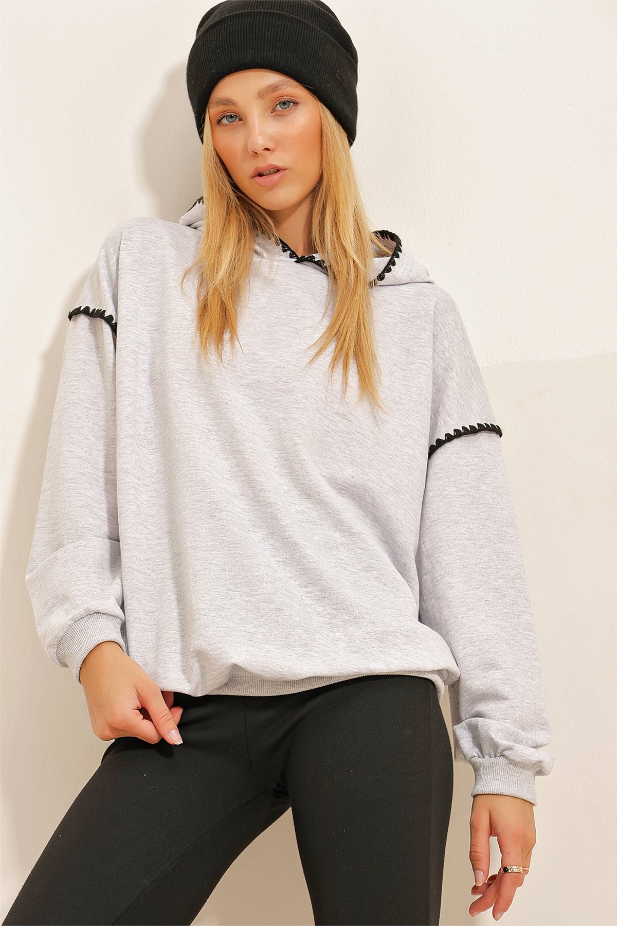 Kapüşonlu Çoban Dikişli Oversize Sweatshirt - Gri