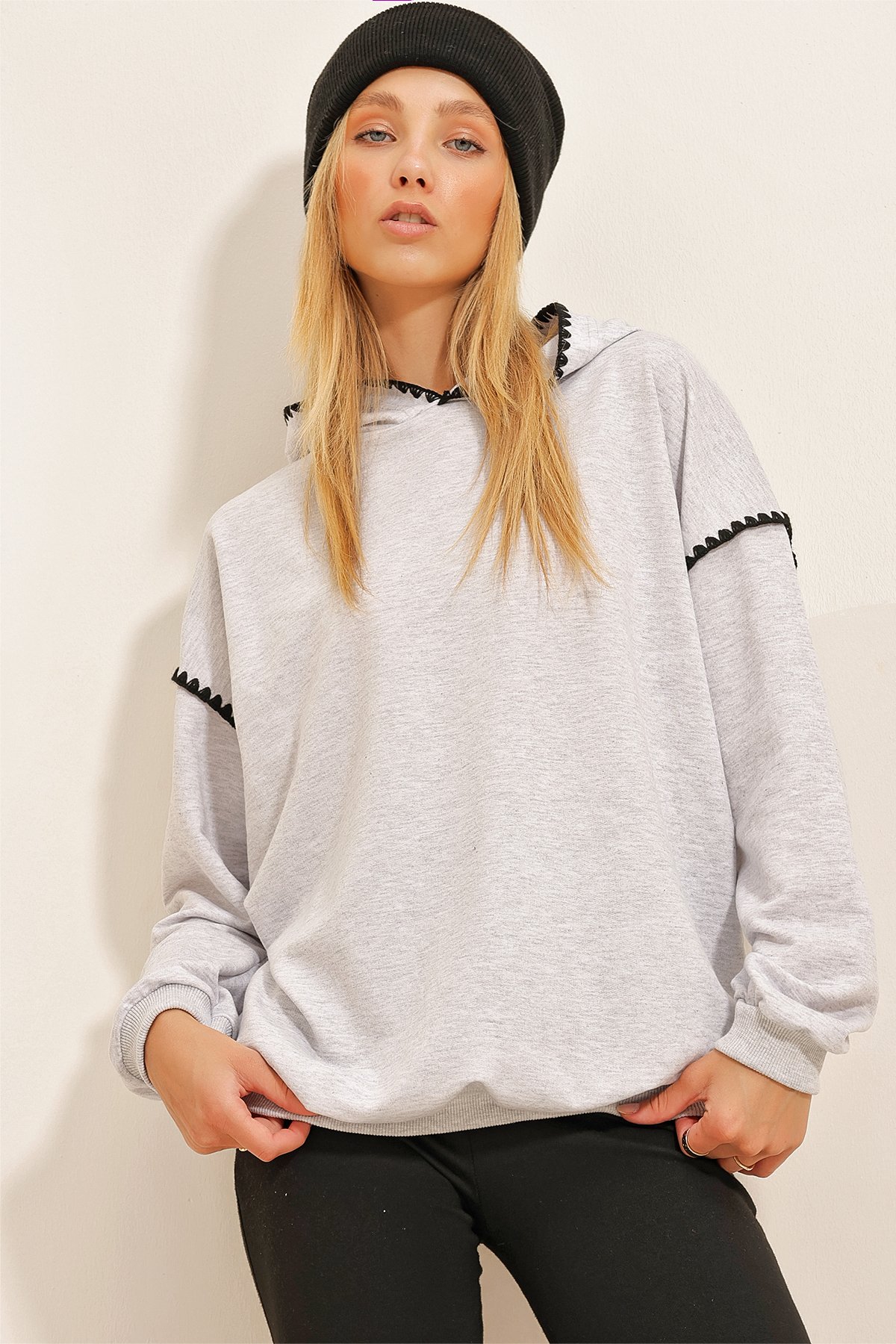 Kapüşonlu Çoban Dikişli Oversize Sweatshirt - Gri