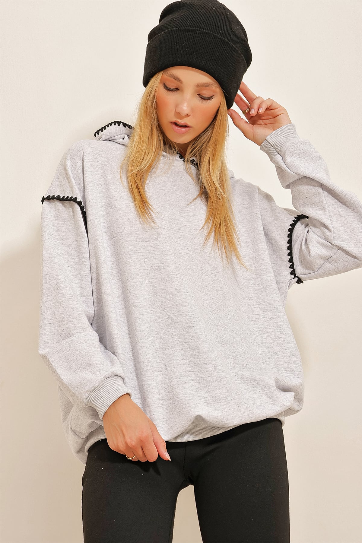 Kapüşonlu Çoban Dikişli Oversize Sweatshirt - Gri