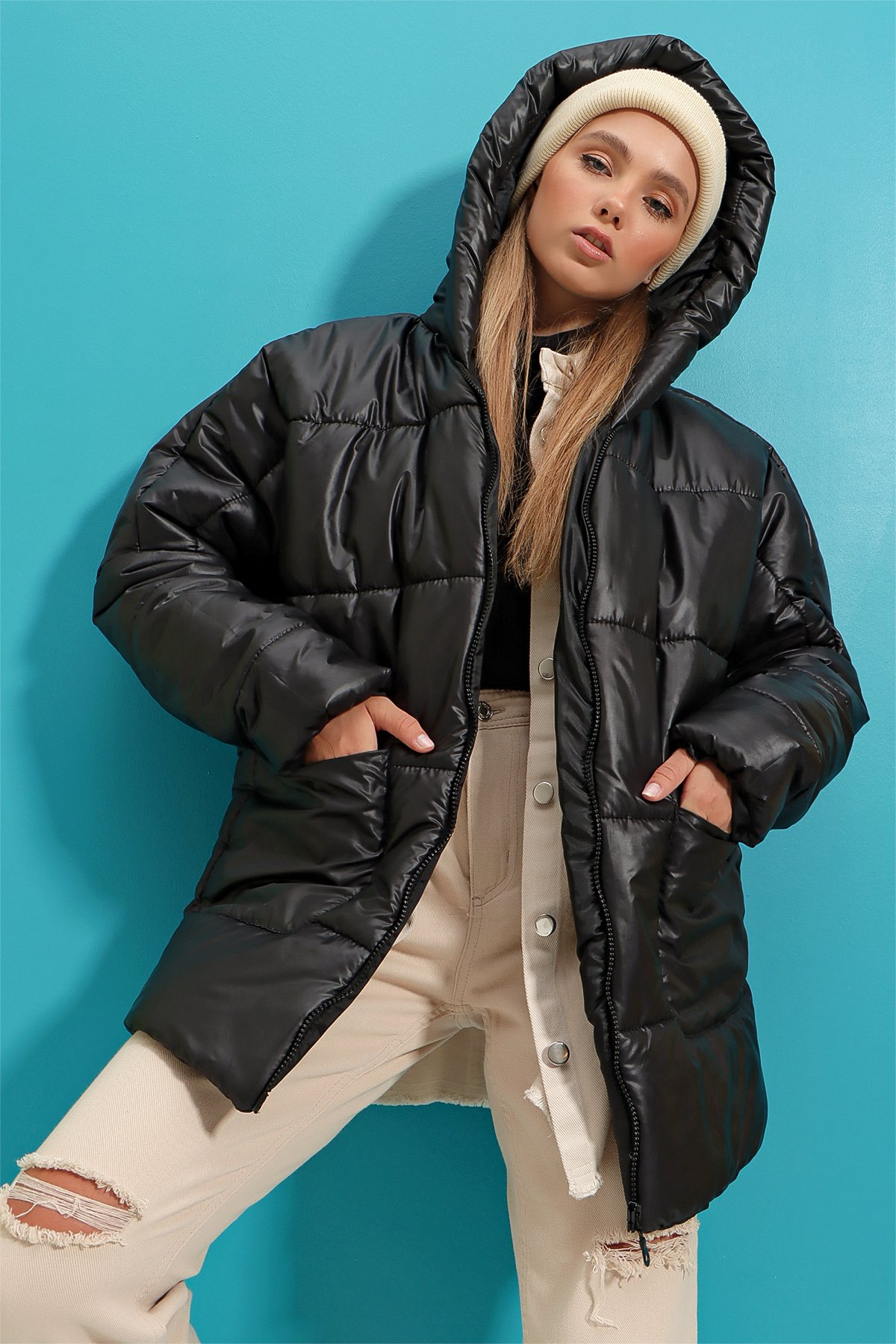 Kapüşonlu Fleto Cepli Puffer Fashion Oversize Şişme Mont - Siyah