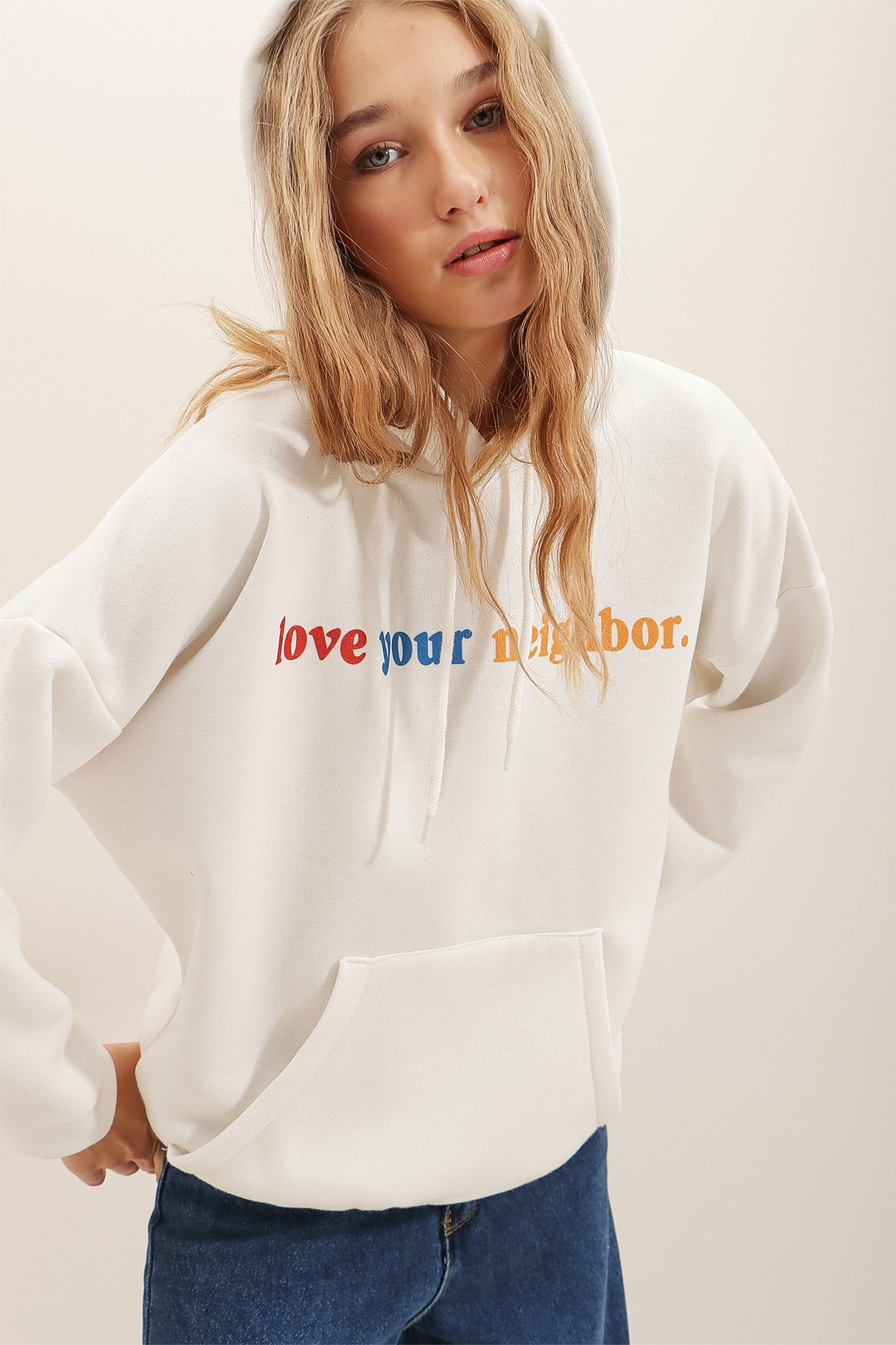 Kapüşonlu İçi Polarlı Baskılı Sweatshirt - Beyaz