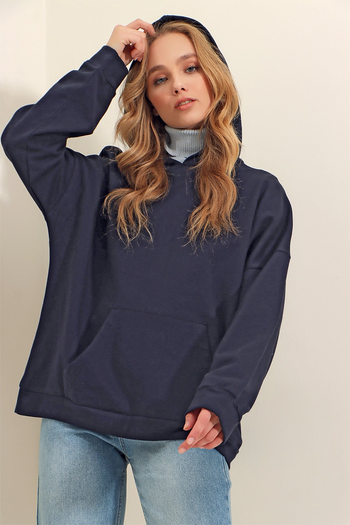 Kapüşonlu Kanguru Cepli 3 İplik Kalın Sweatshirt - Lacivert