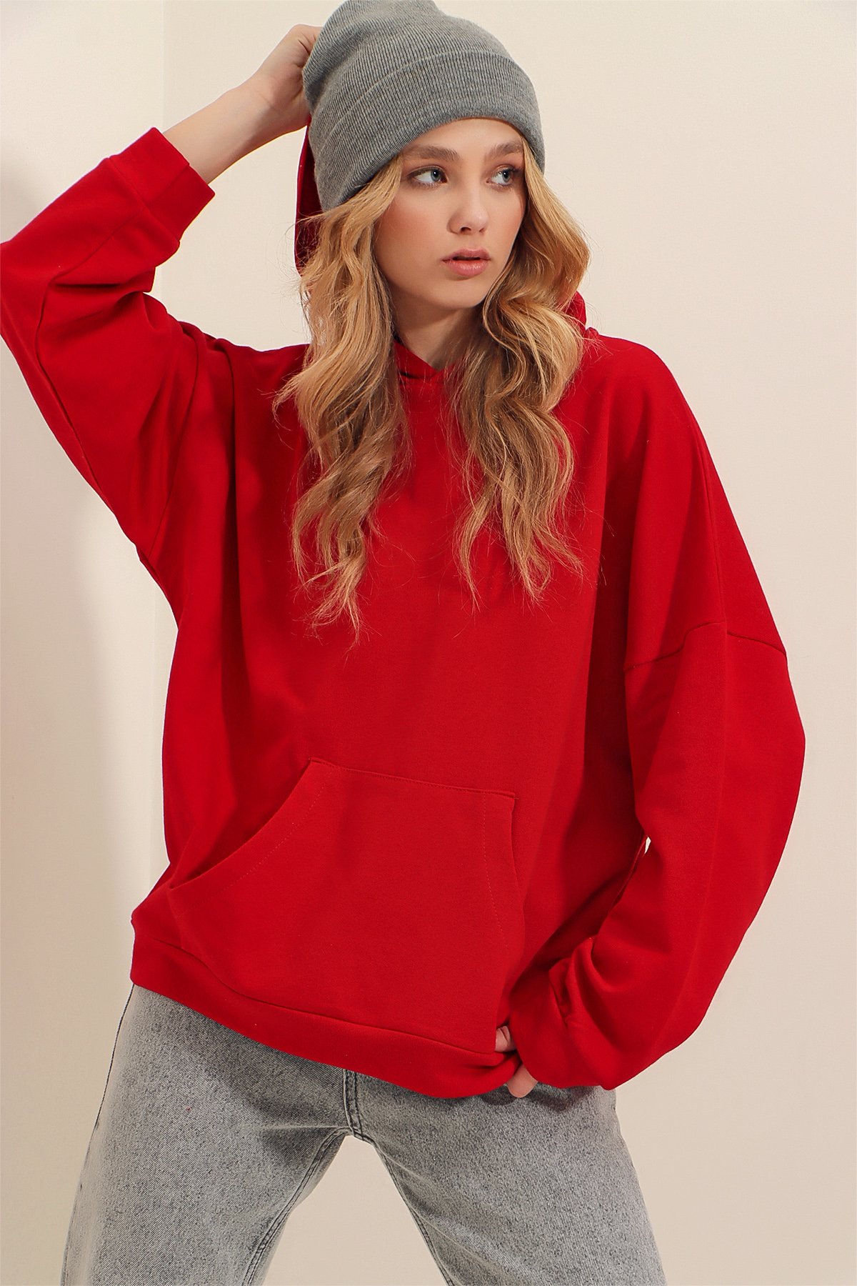 Kapüşonlu Kanguru Cepli 3 İplik Kalın Sweatshirt - Kırmızı