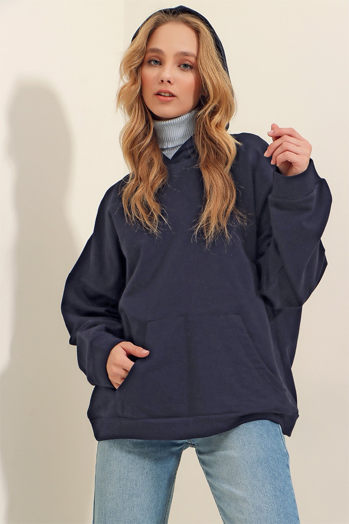 Kapüşonlu Kanguru Cepli 3 İplik Kalın Sweatshirt - Lacivert