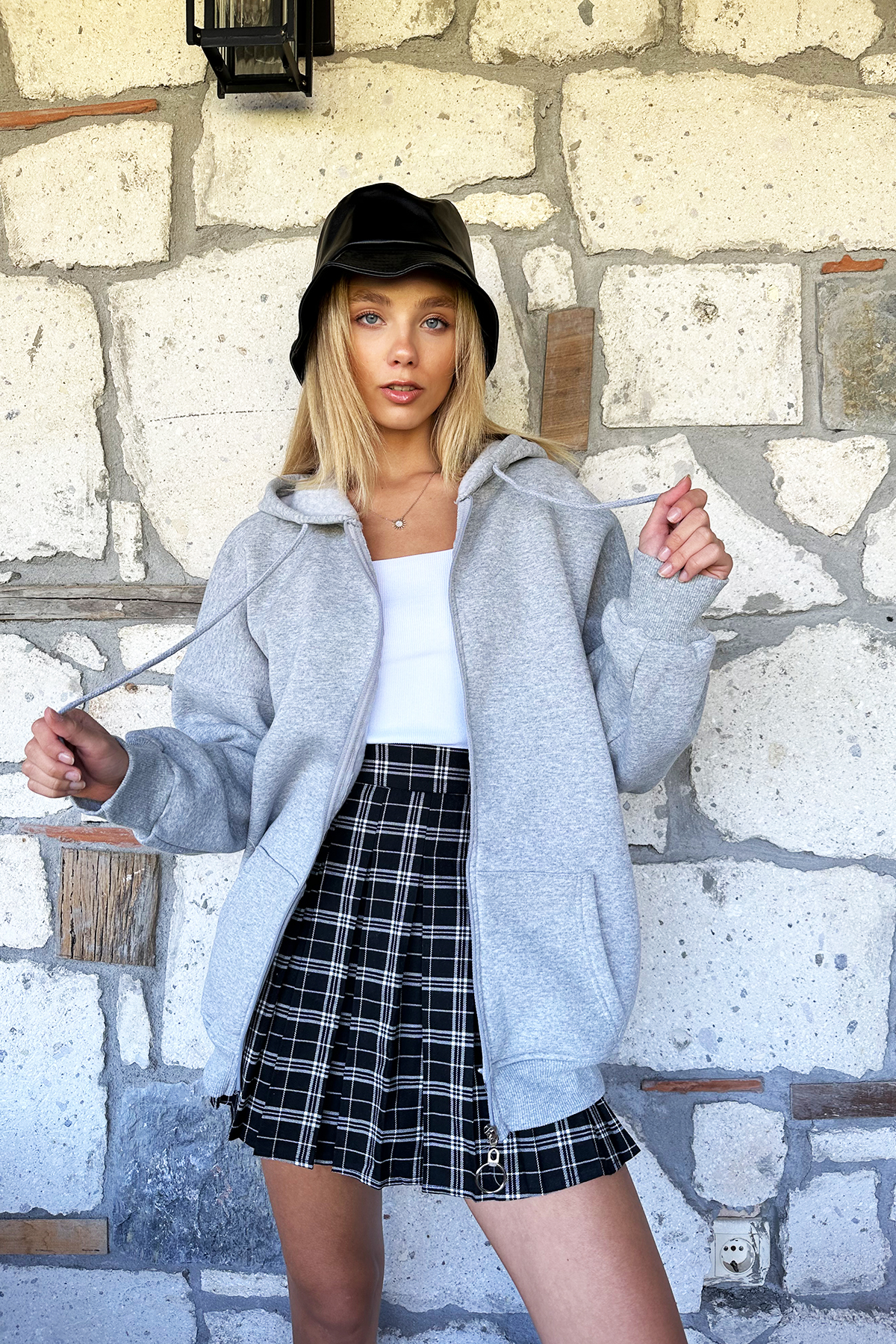Kapüşonlu Kanguru Cepli Fermuarlı Şardonlu Sweatshirt - Grimelanj