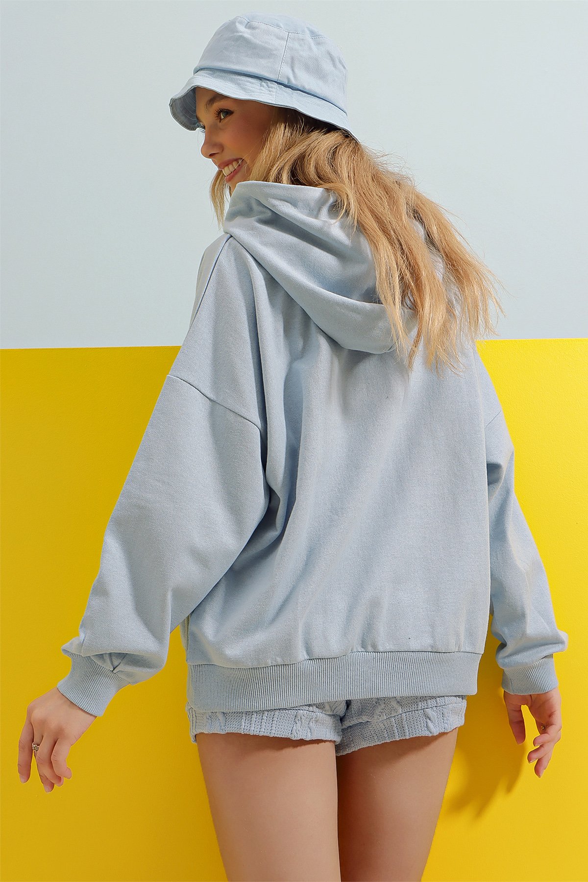Kapüşonlu Kanguru Cepli İki İplik Sweatshirt - Bebe Mavi