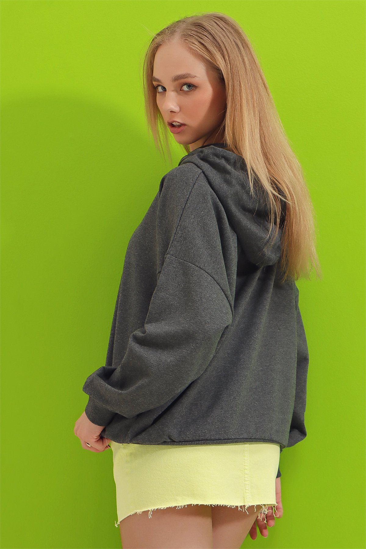 Kapüşonlu Kanguru Cepli İki İplik Sweatshirt - Antrasit