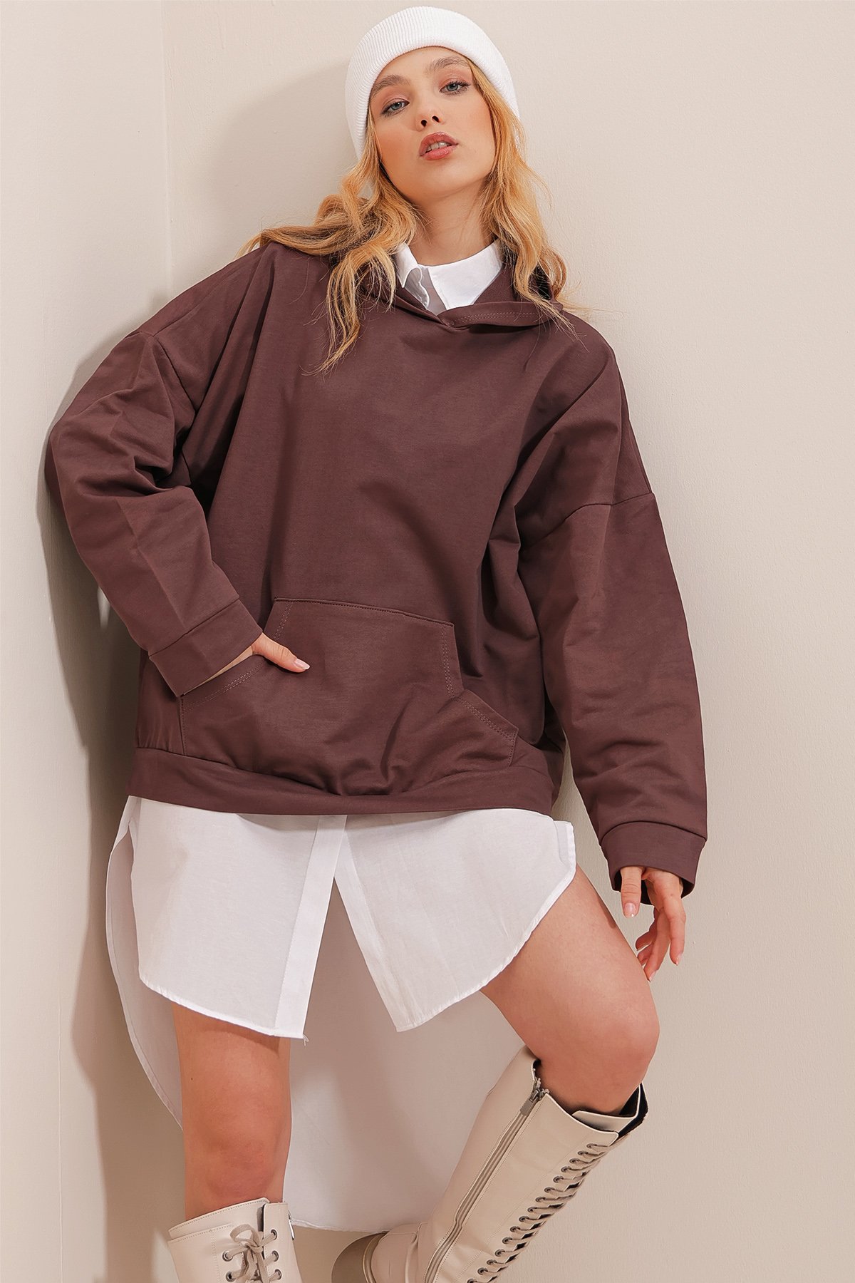 Kapüşonlu Kanguru Cepli Kalın Sweatshirt - Kahverengi