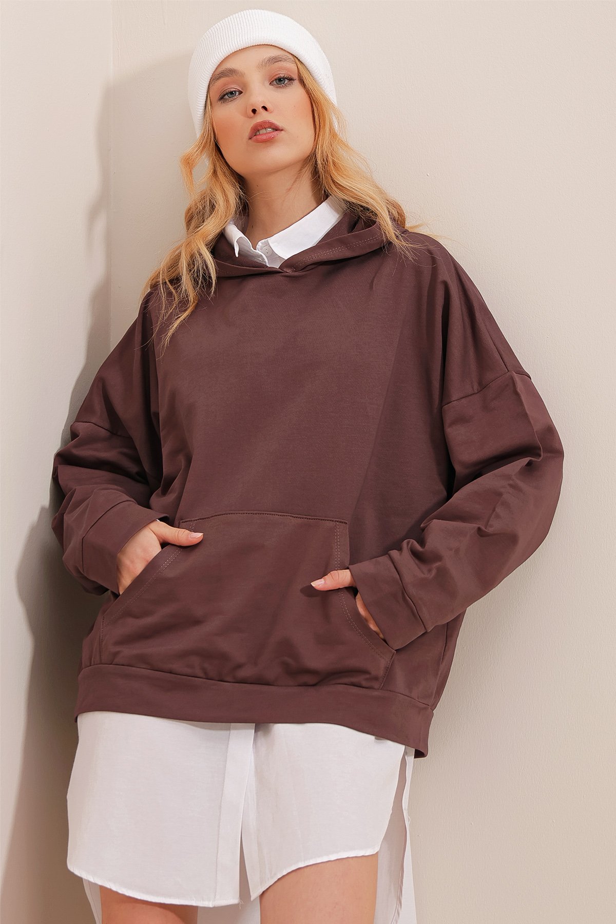 Kapüşonlu Kanguru Cepli Kalın Sweatshirt - Kahverengi