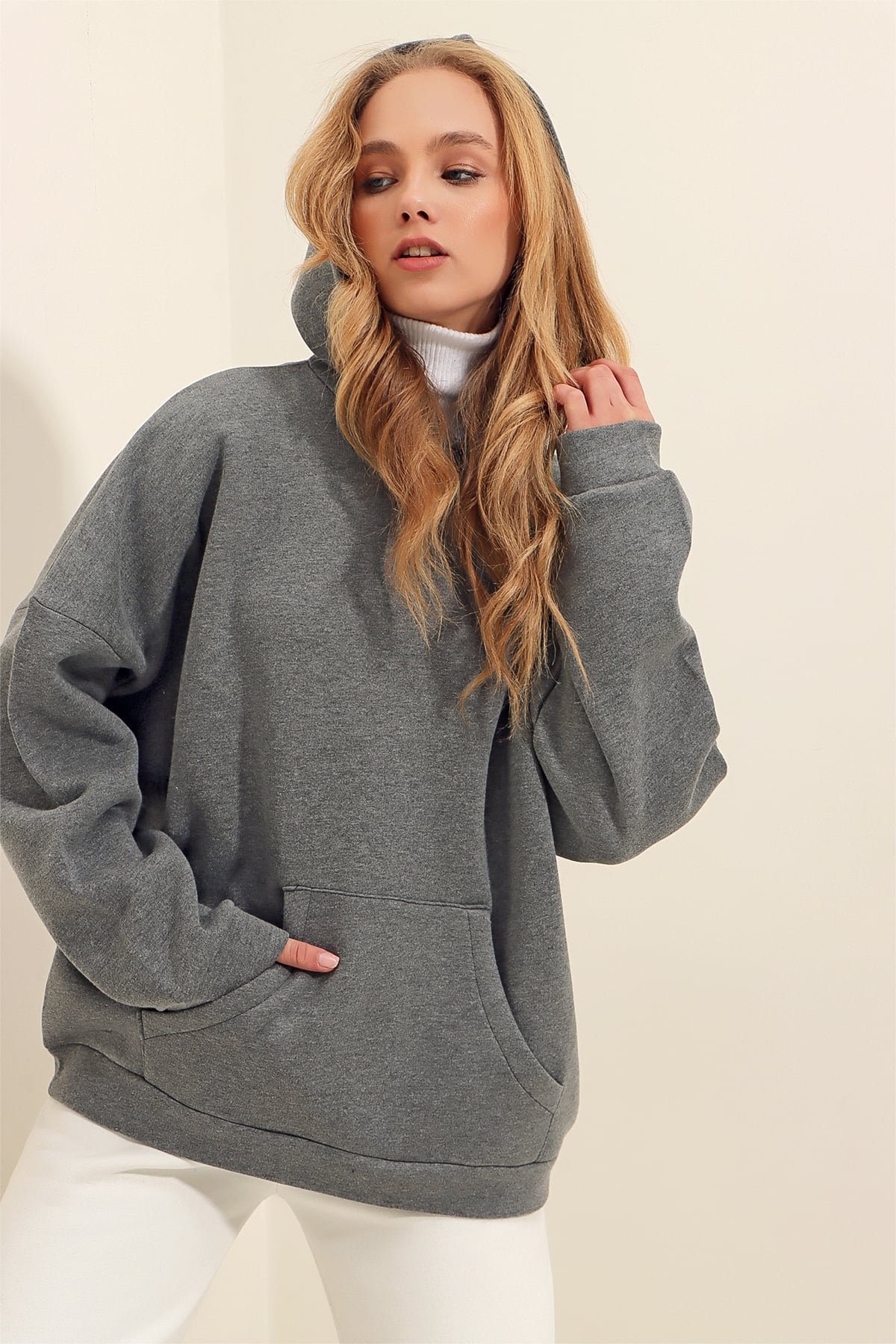 Kapüşonlu Kanguru Cepli Kalın Sweatshirt - Antrasit