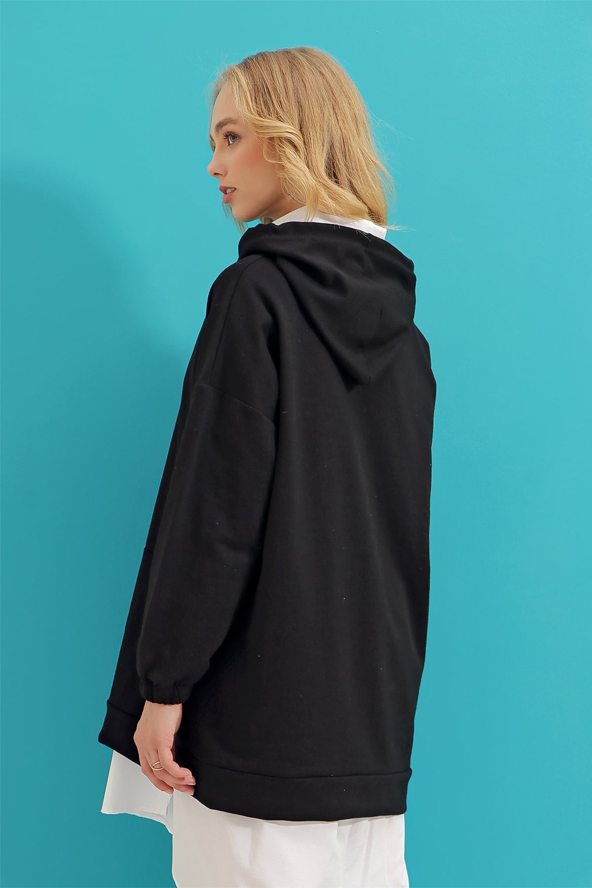 Kapüşonlu Kanguru Cepli Oversize  Sweatshirt - Siyah