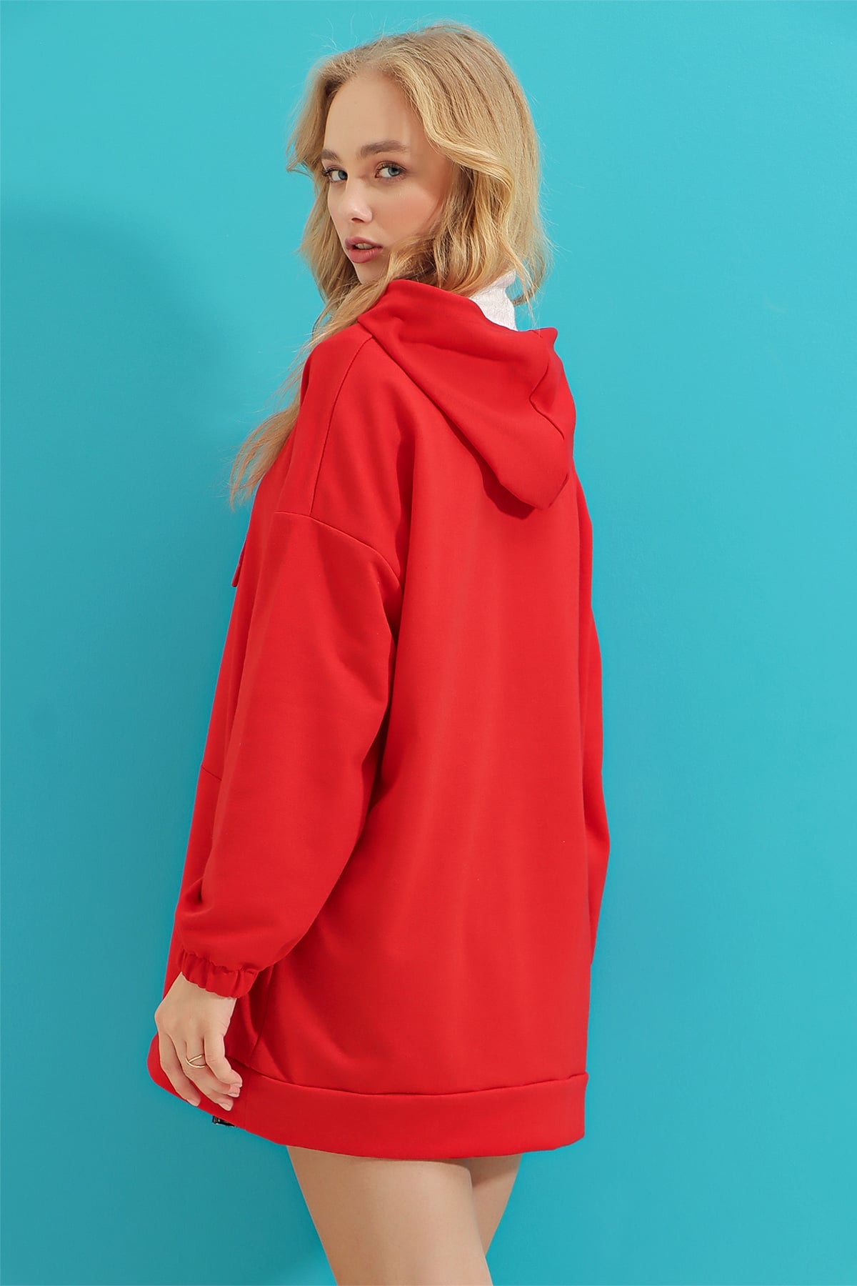 Kapüşonlu Kanguru Cepli Oversize  Sweatshirt - Kırmızı