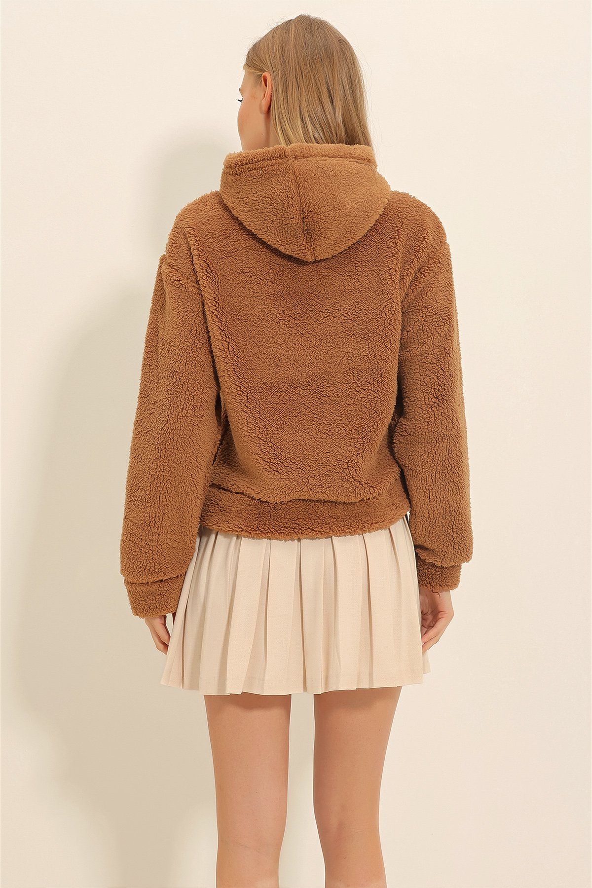 Kapüşonlu Kanguru Cepli Peluş Sweatshirt - Tarçın