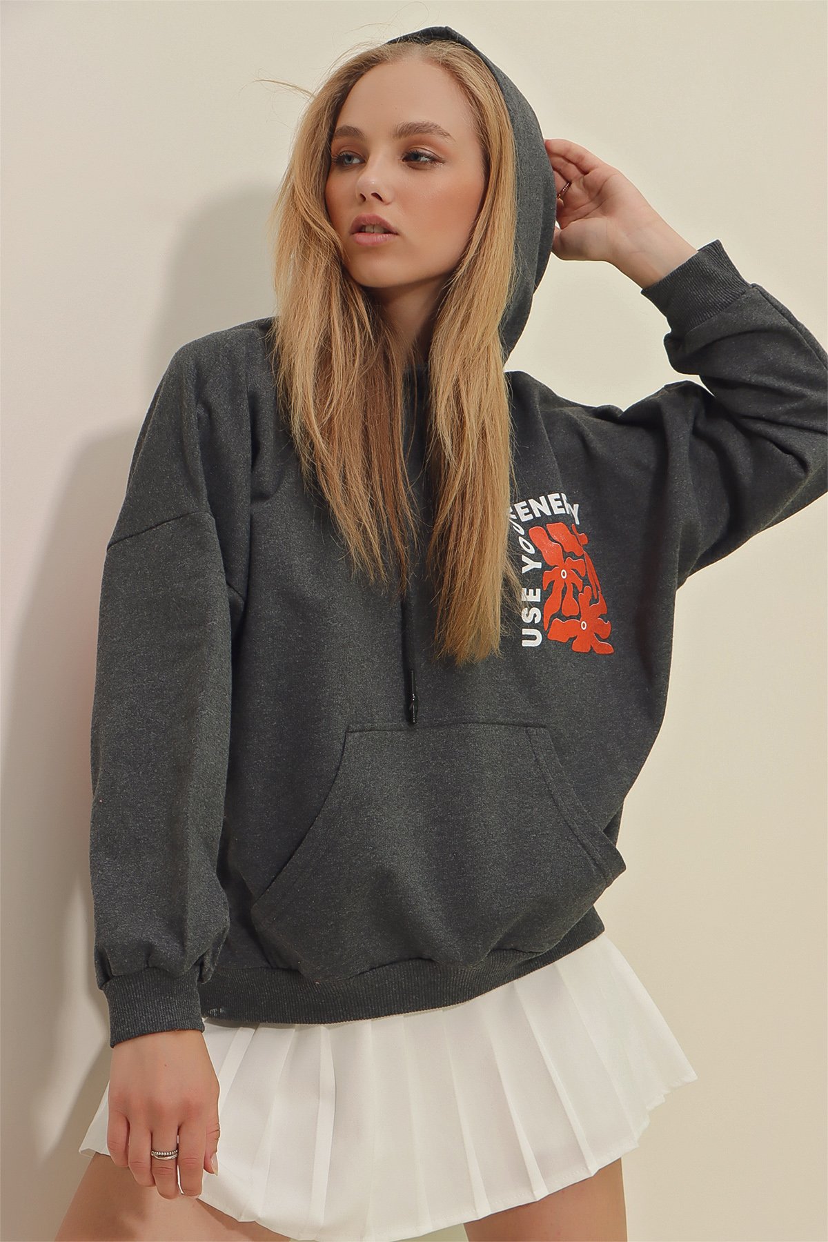 Kapüşonlu Ön Ve Arka Energy Baskılı Sweatshirt - Antrasit