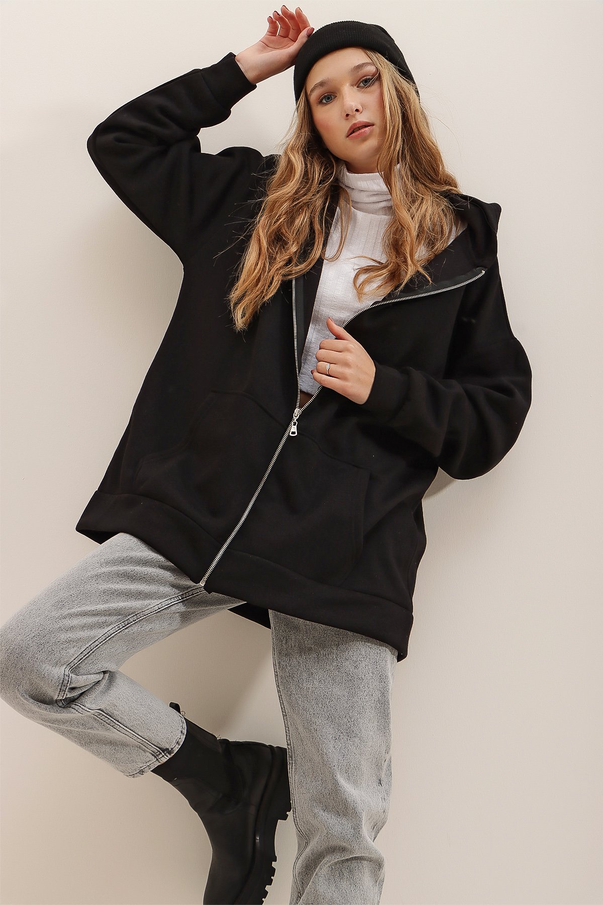 Kapüşonlu Önü Fermuarlı Kanguru Cepli İçi Polarlı Oversize Sweatshirt - Siyah