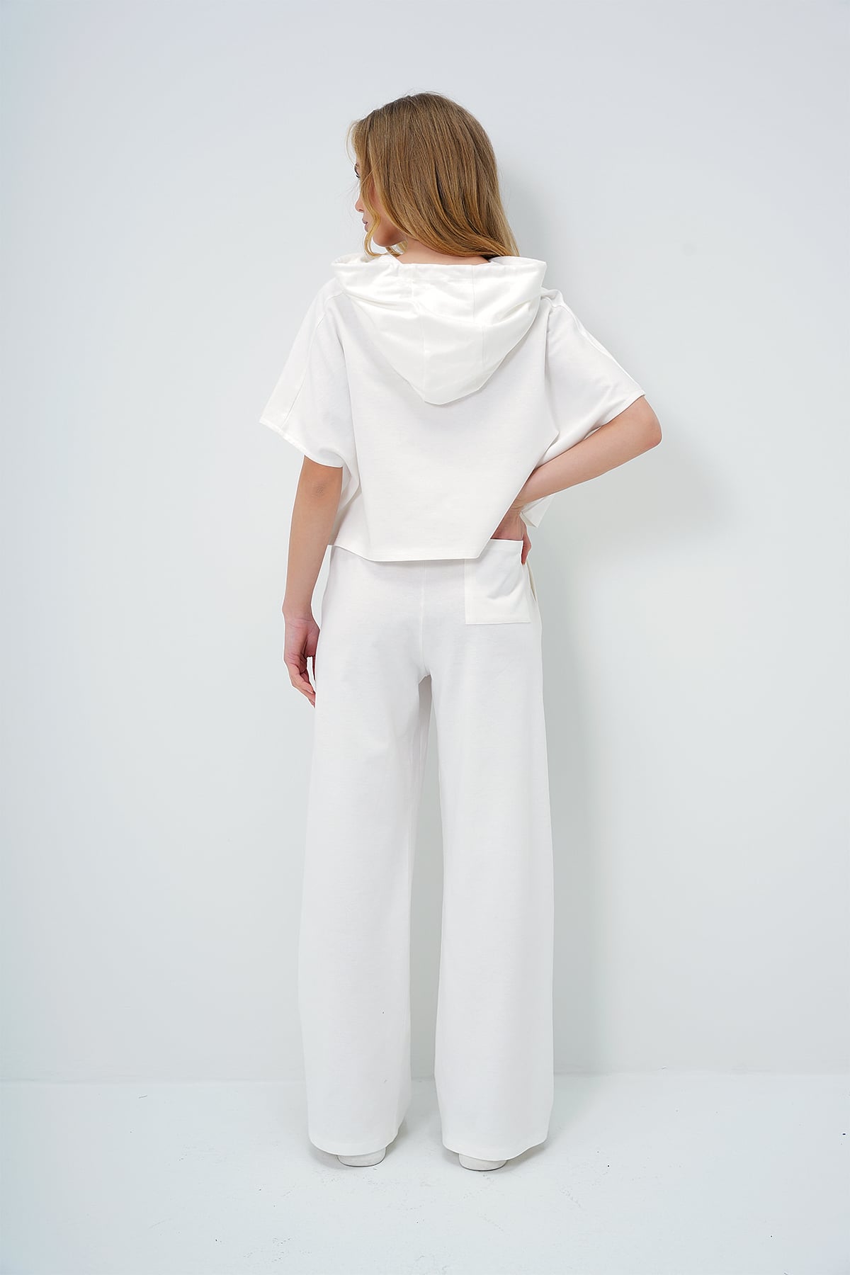 Kapüşonlu Oversize Crop Ve Çift Cepli Pantolon Takım - BEYAZ