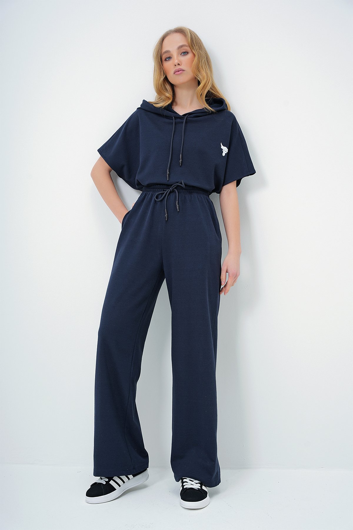 Kapüşonlu Oversize Crop Ve Çift Cepli Pantolon Takım - LACİVERT