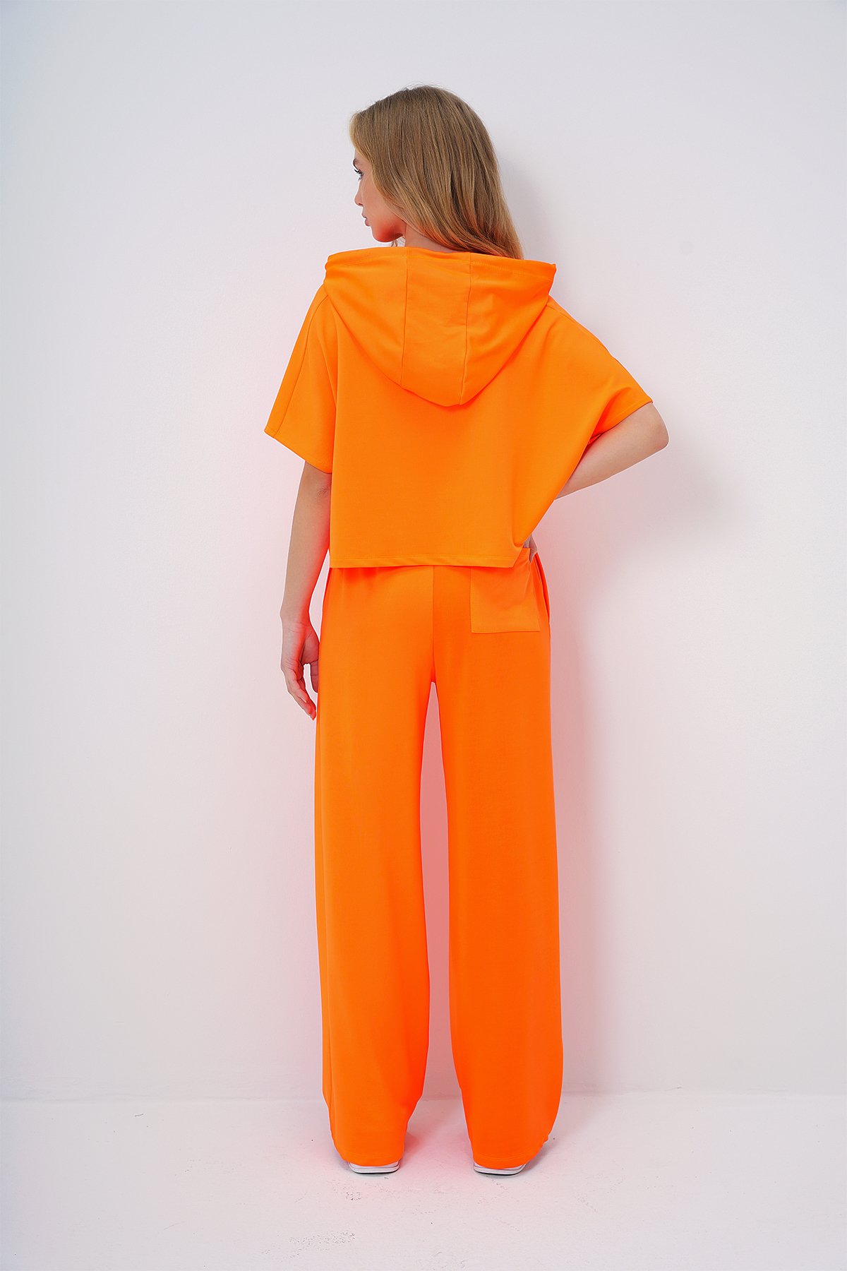 Kapüşonlu Oversize Crop Ve Çift Cepli Pantolon Takım - Neon Turuncu