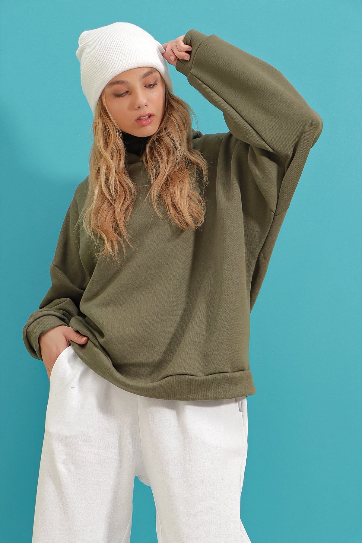 Kapüşonlu Oversize Kalın Basen Boy 3 İplik Şardonlu Sweatshirt - Haki