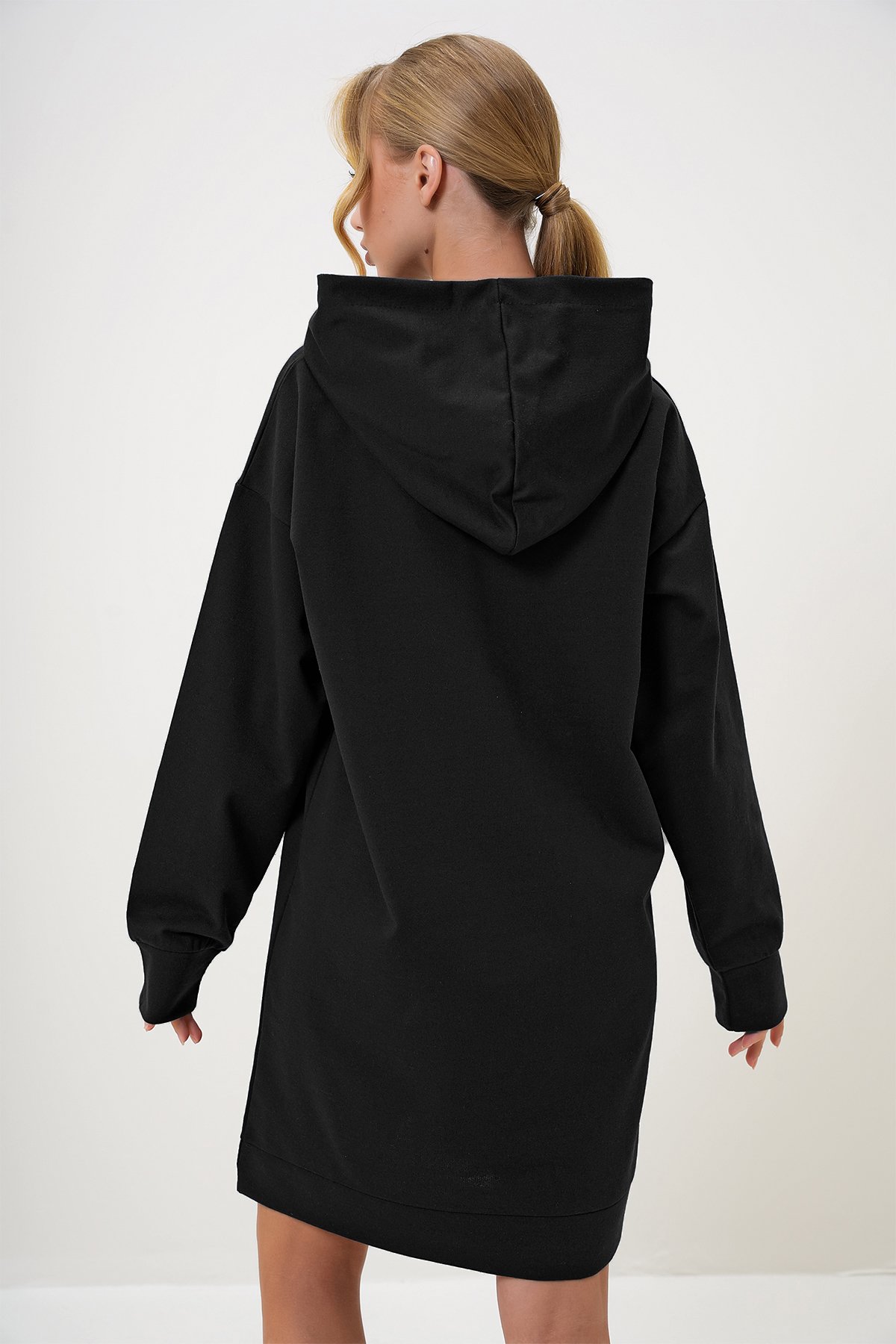 Kapüşonlu Sweatshirt Elbise - Siyah